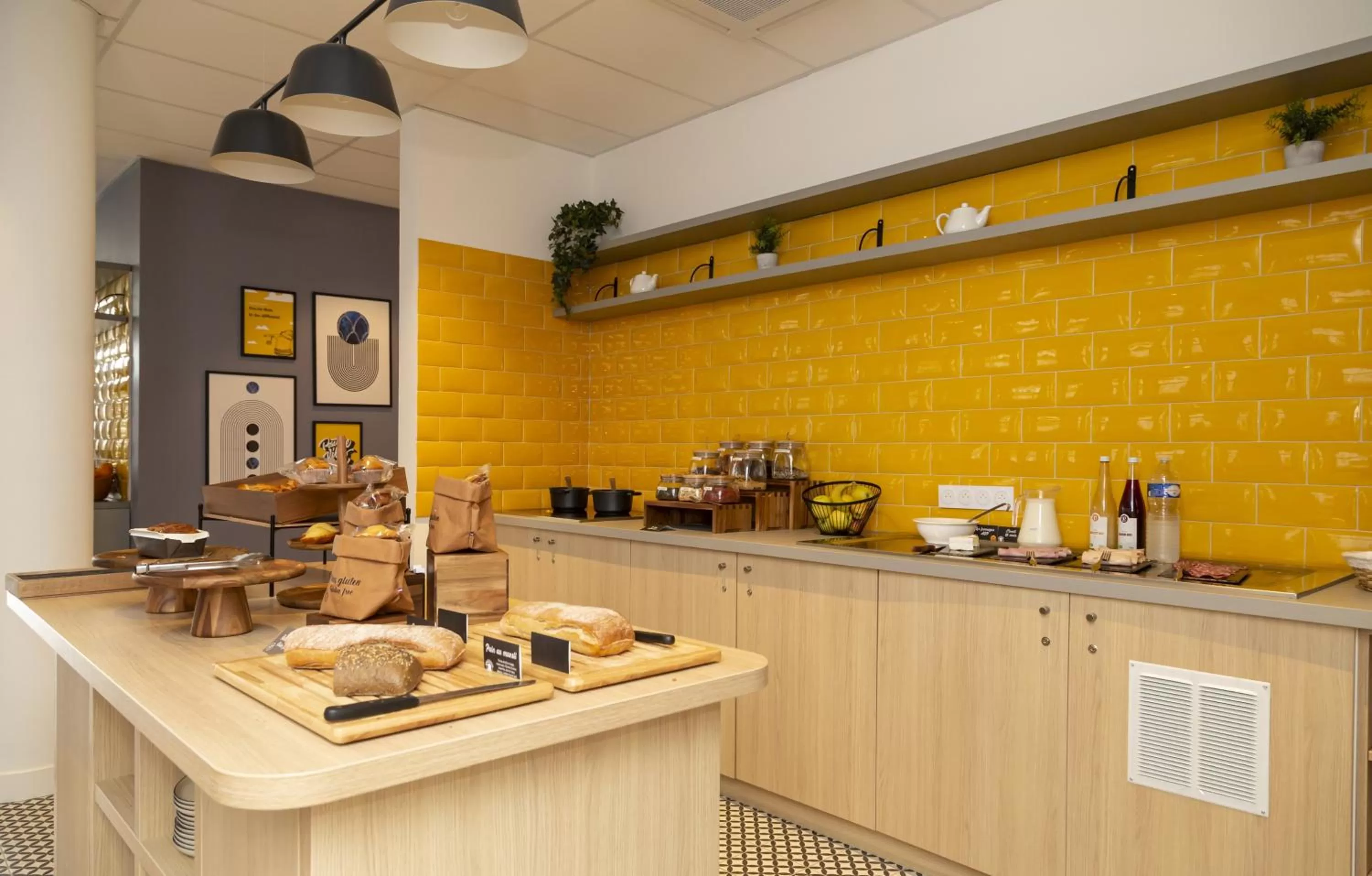 Buffet breakfast in Appart Hotel Odalys City Le Havre Centre Les Docks