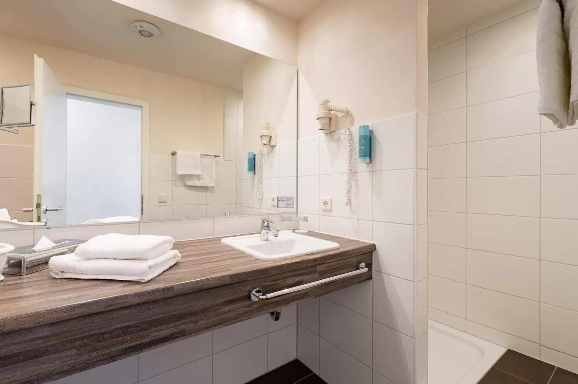 Bathroom in Hotel am Schlosspark garni