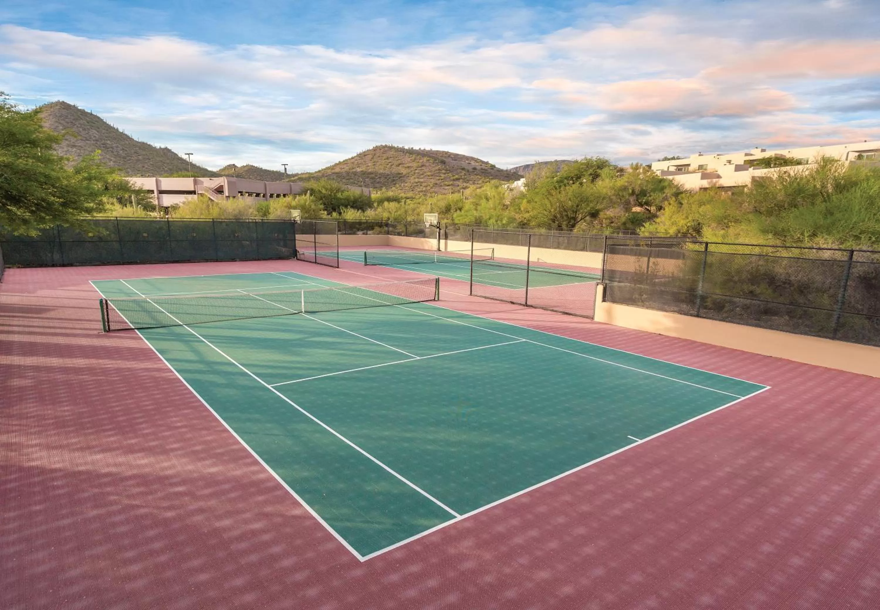Tennis court in Starr Pass Golf Suites