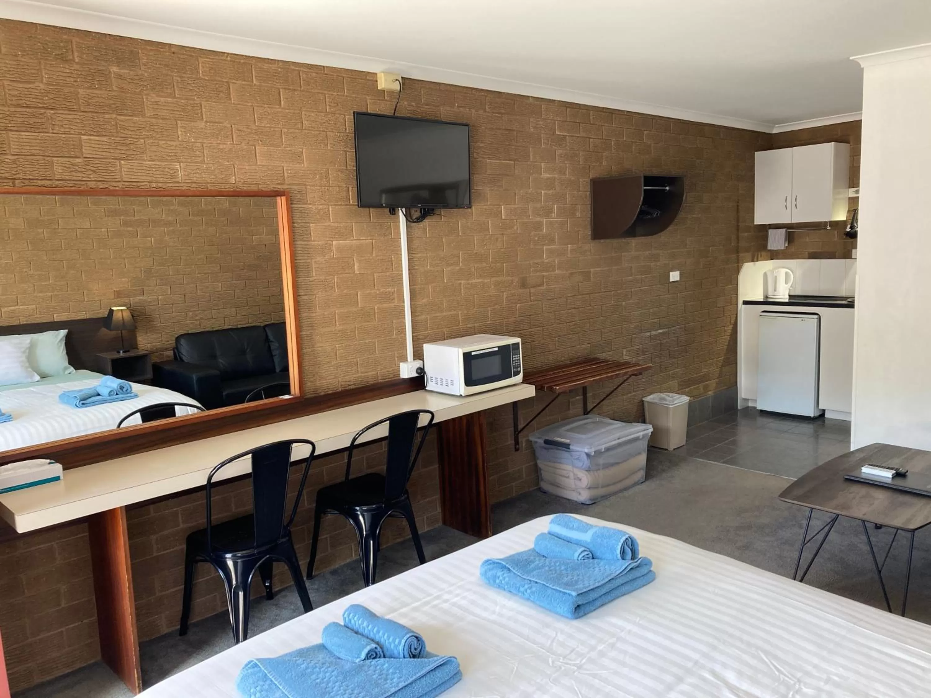 Bed in Camellia Motel