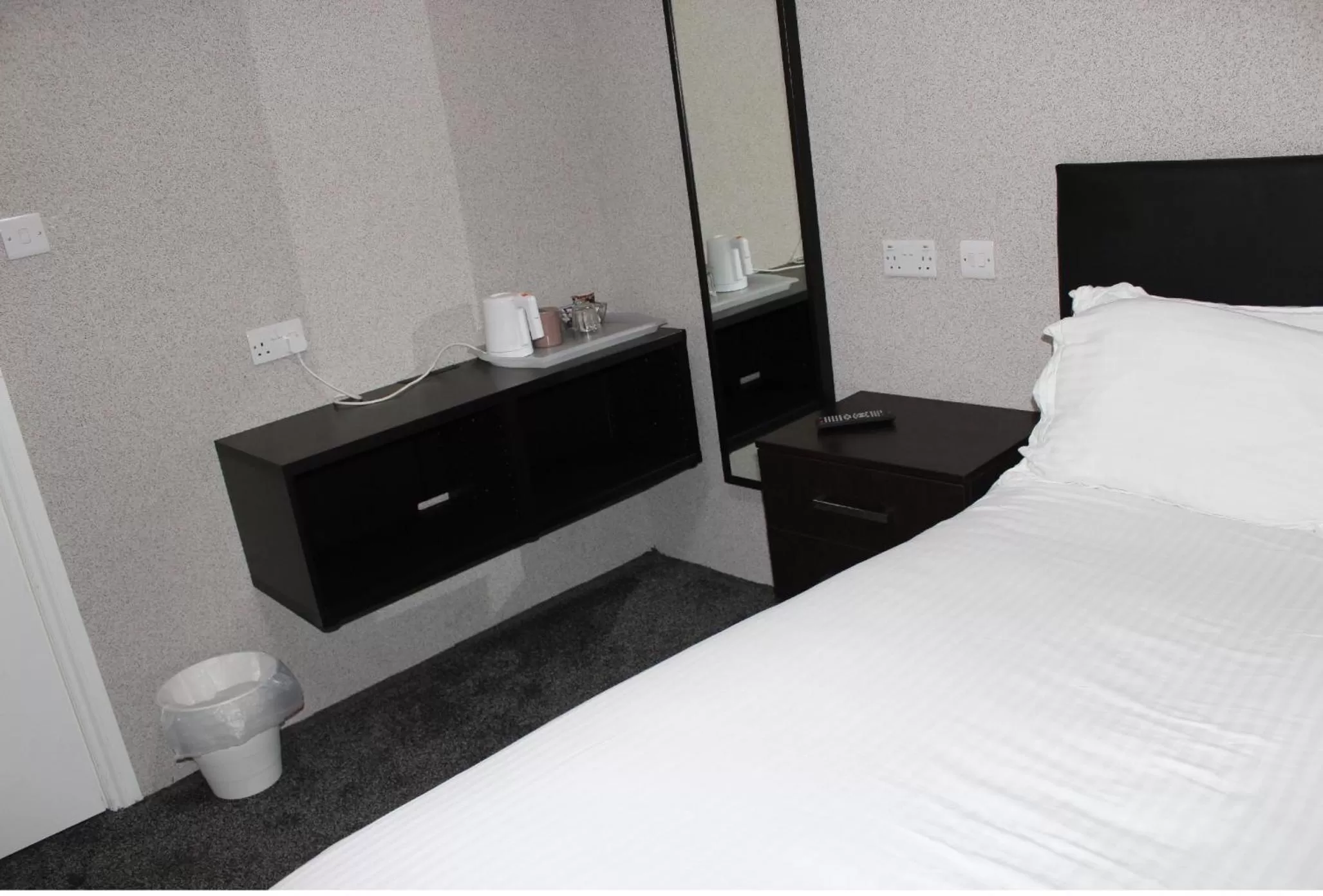 Bedroom, Bed in The Premier Lodge