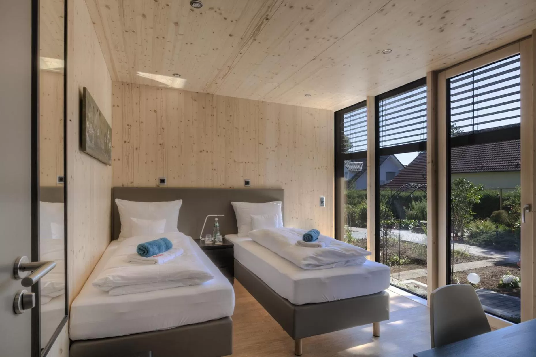 Photo of the whole room, Bed in mein kleinHOTEL