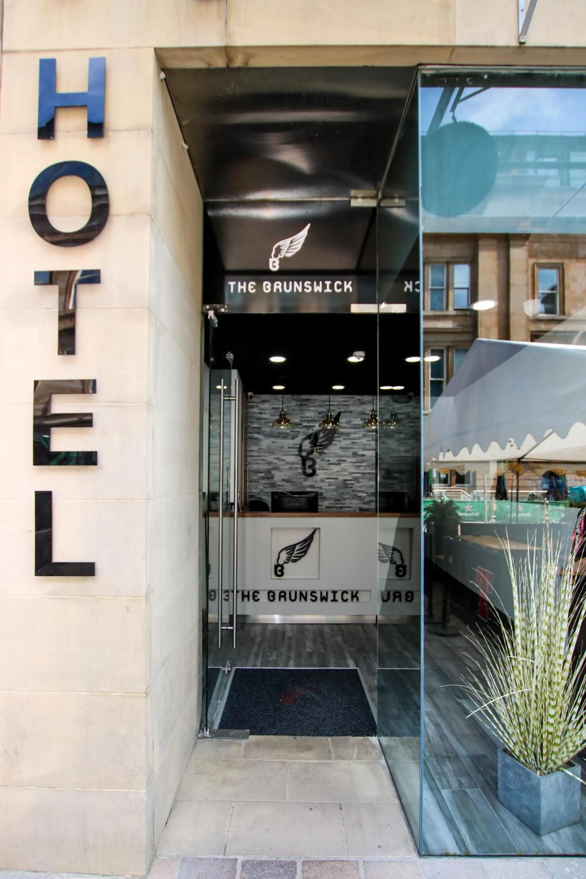 Facade/entrance in Brunswick Merchant City Hotel