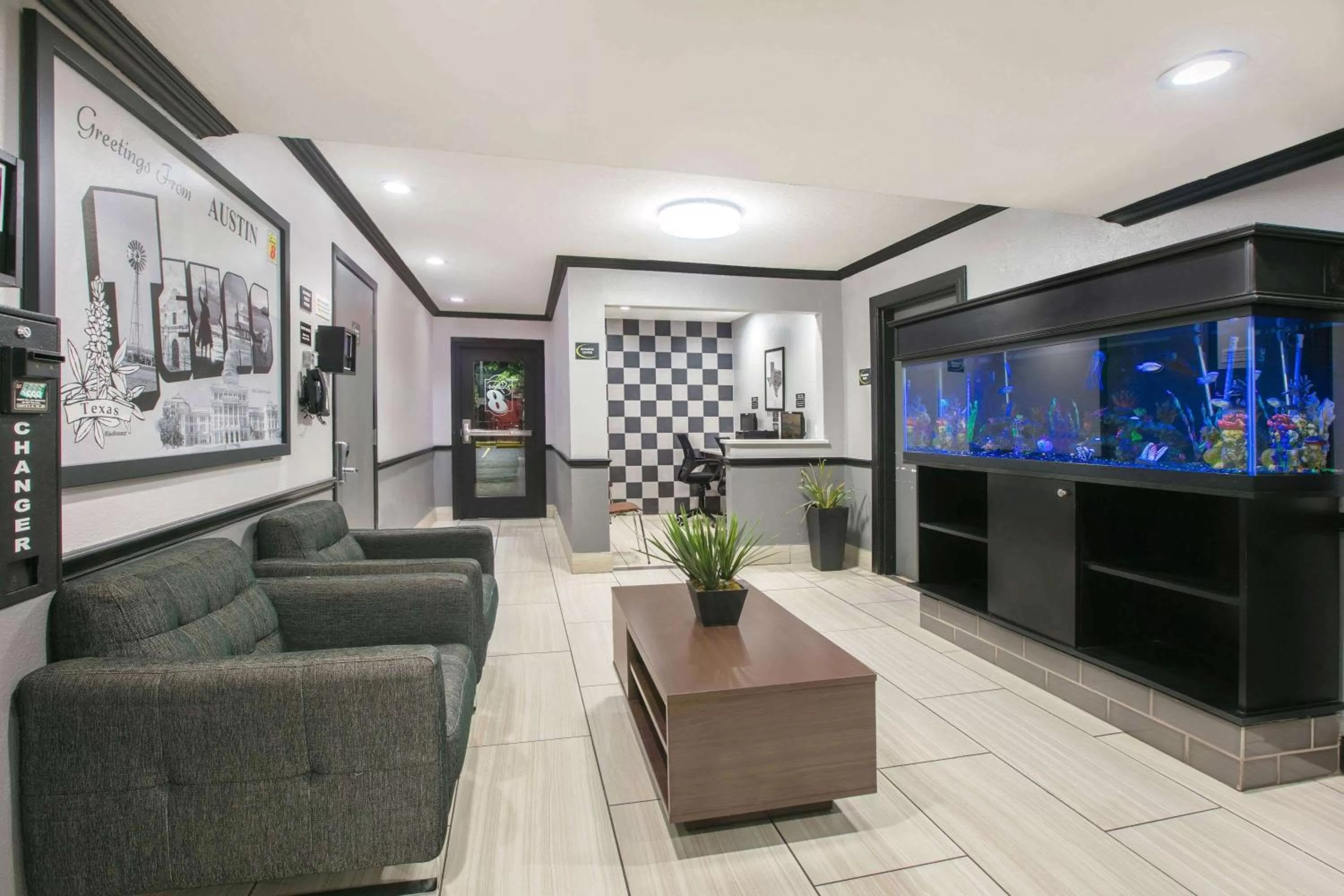 Lobby or reception in Super 8 by Wyndham Austin University/Downtown Area