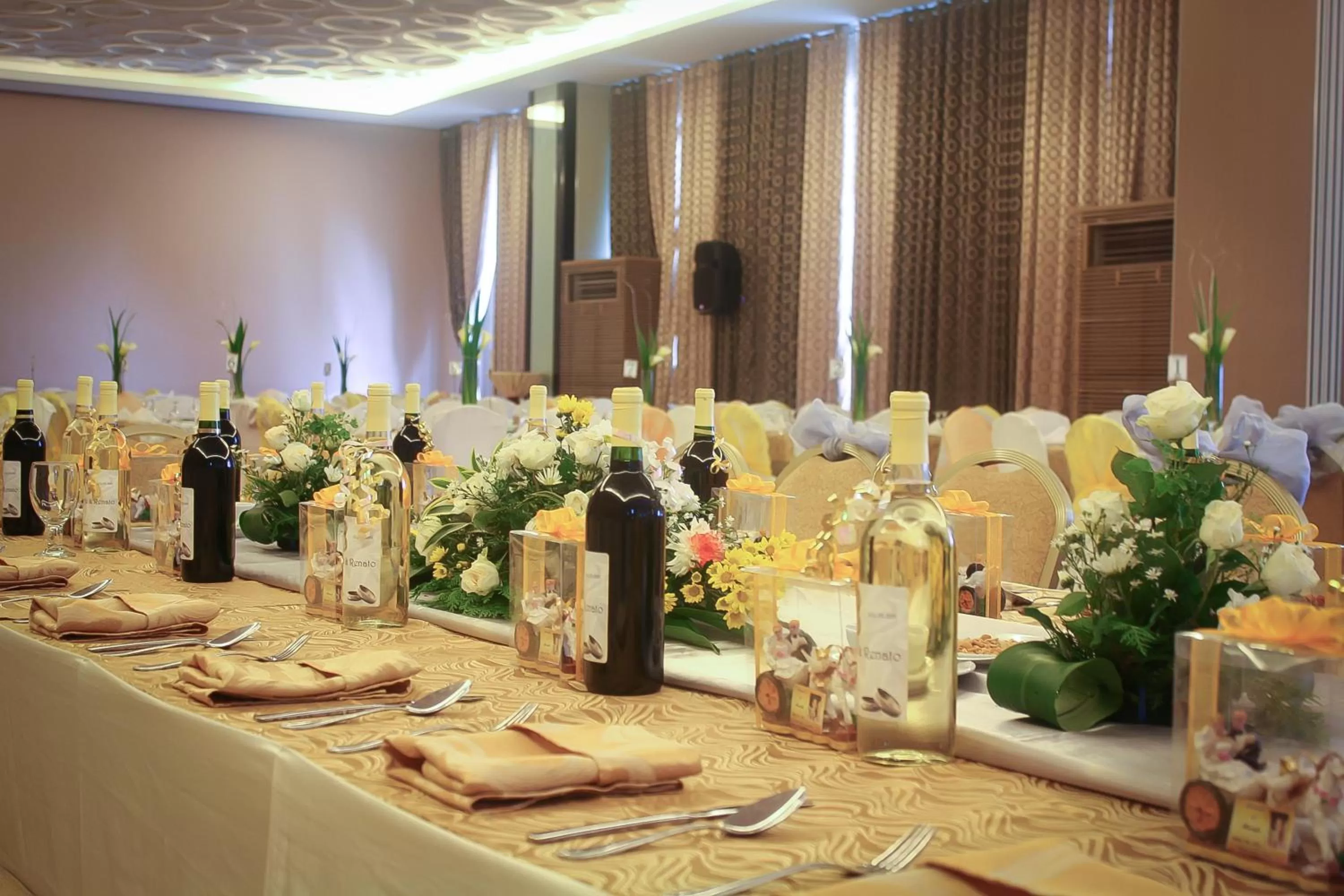 Food in CityState Tower Hotel