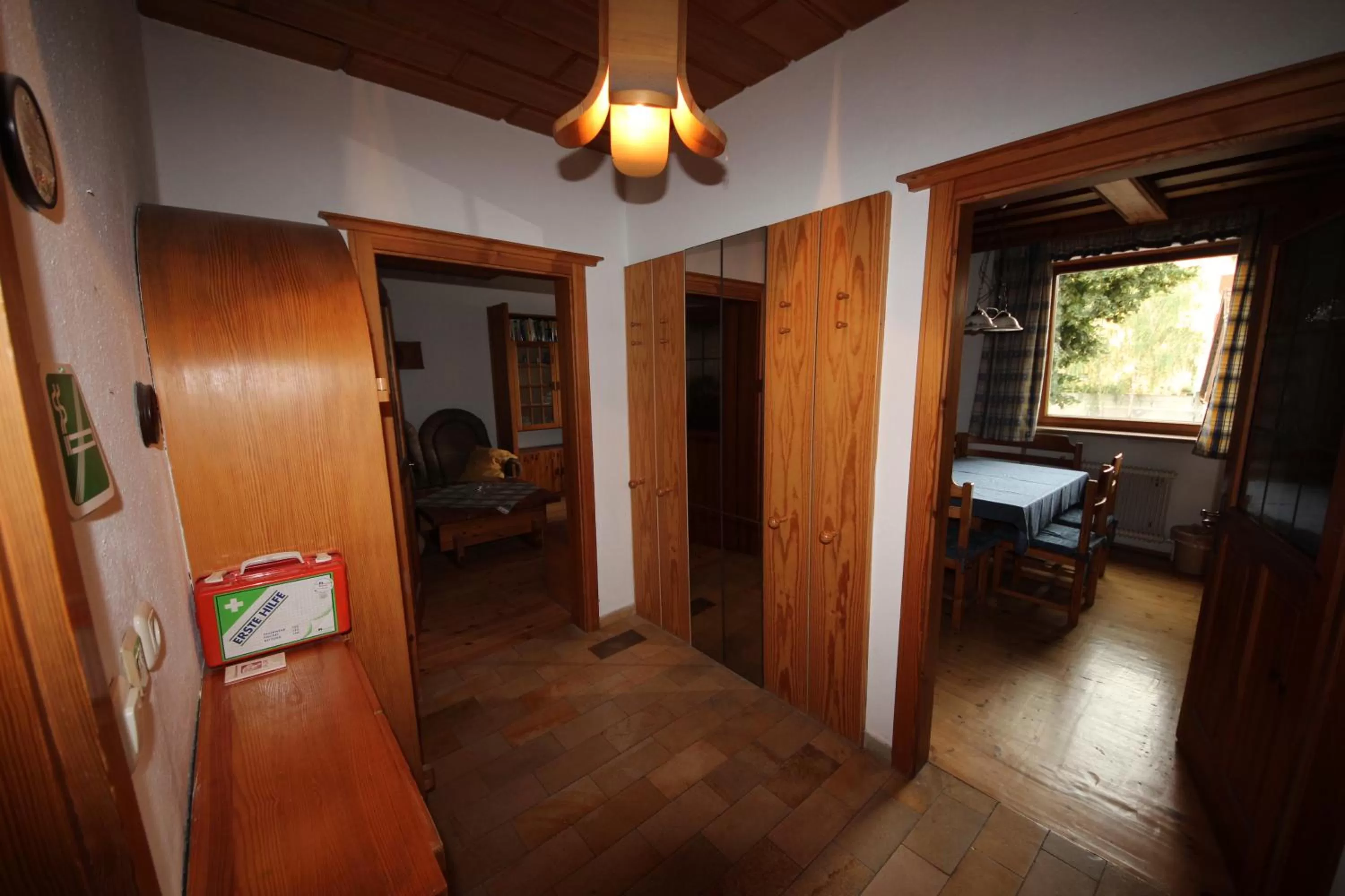 wardrobe in Hotel Kleinmünchen