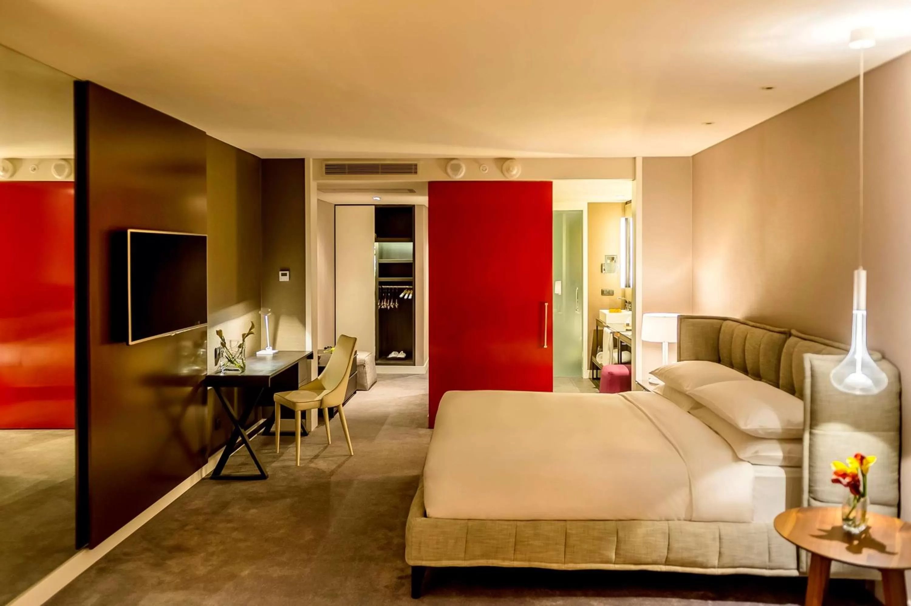 Photo of the whole room, Bed in Hyatt Centric Montevideo