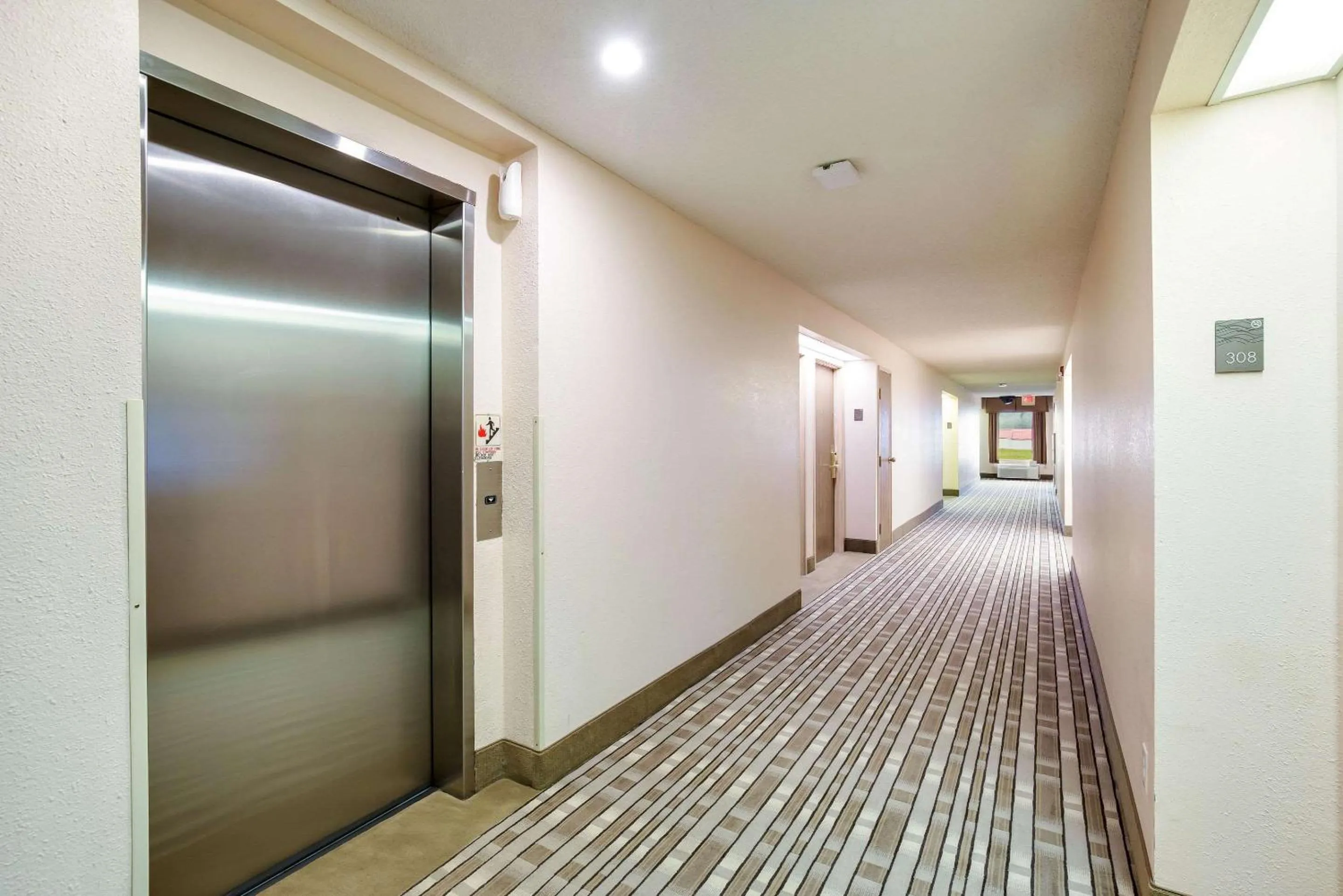 Other in Quality Inn I-70 Near Kansas Speedway