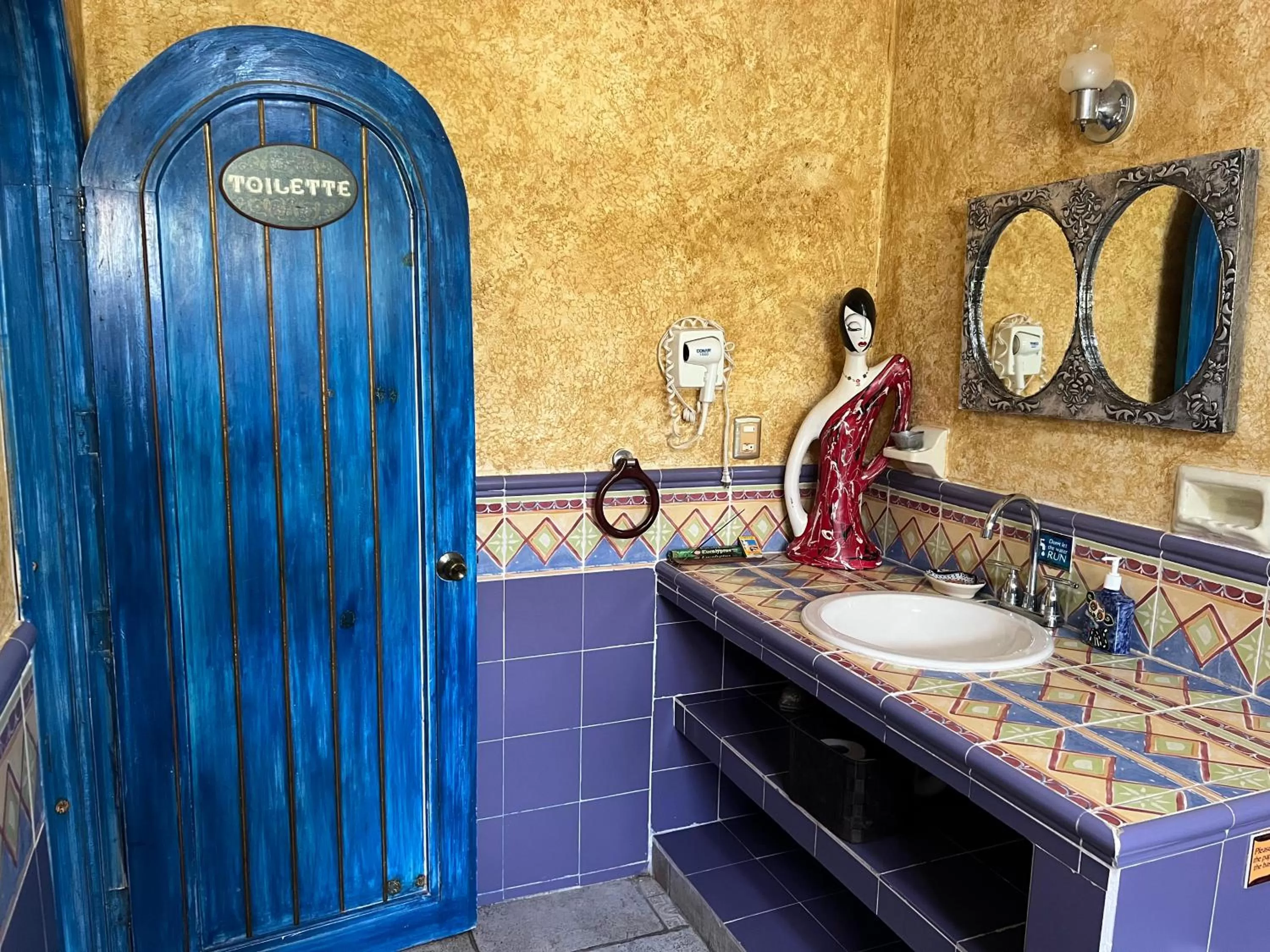 Bathroom in Hacienda Boutique B&B and Spa Solo Adultos