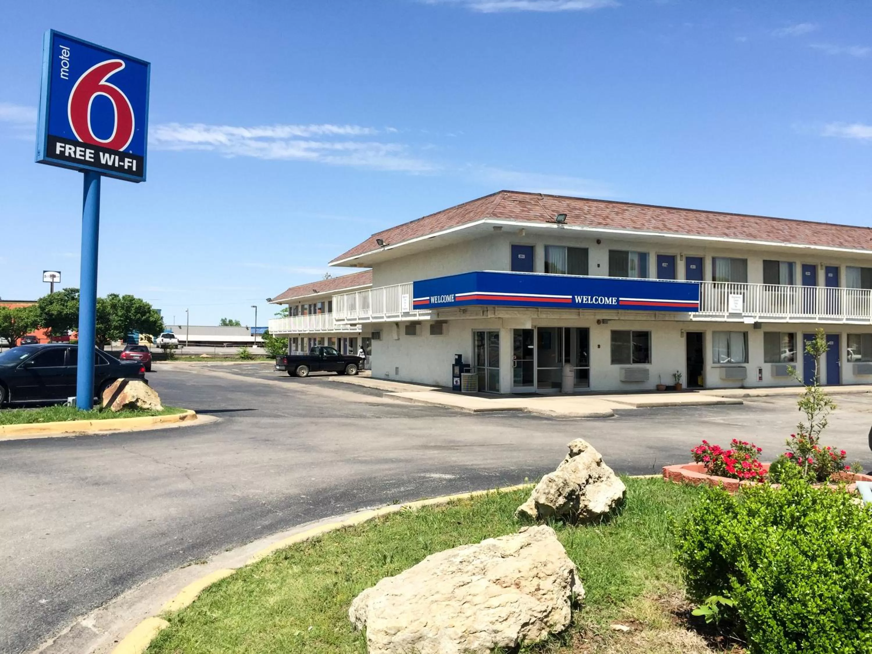 Property logo or sign in Motel 6-Ardmore, OK