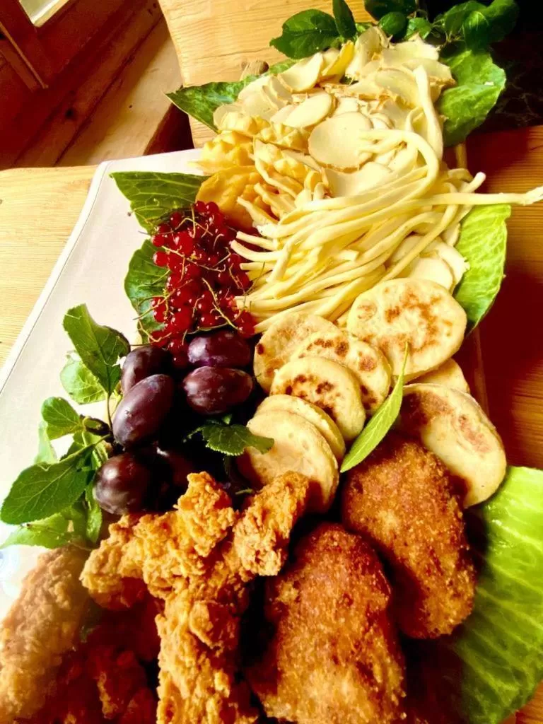 Food in Zajazd Białczański Dom Wypoczynkowy Restauracja