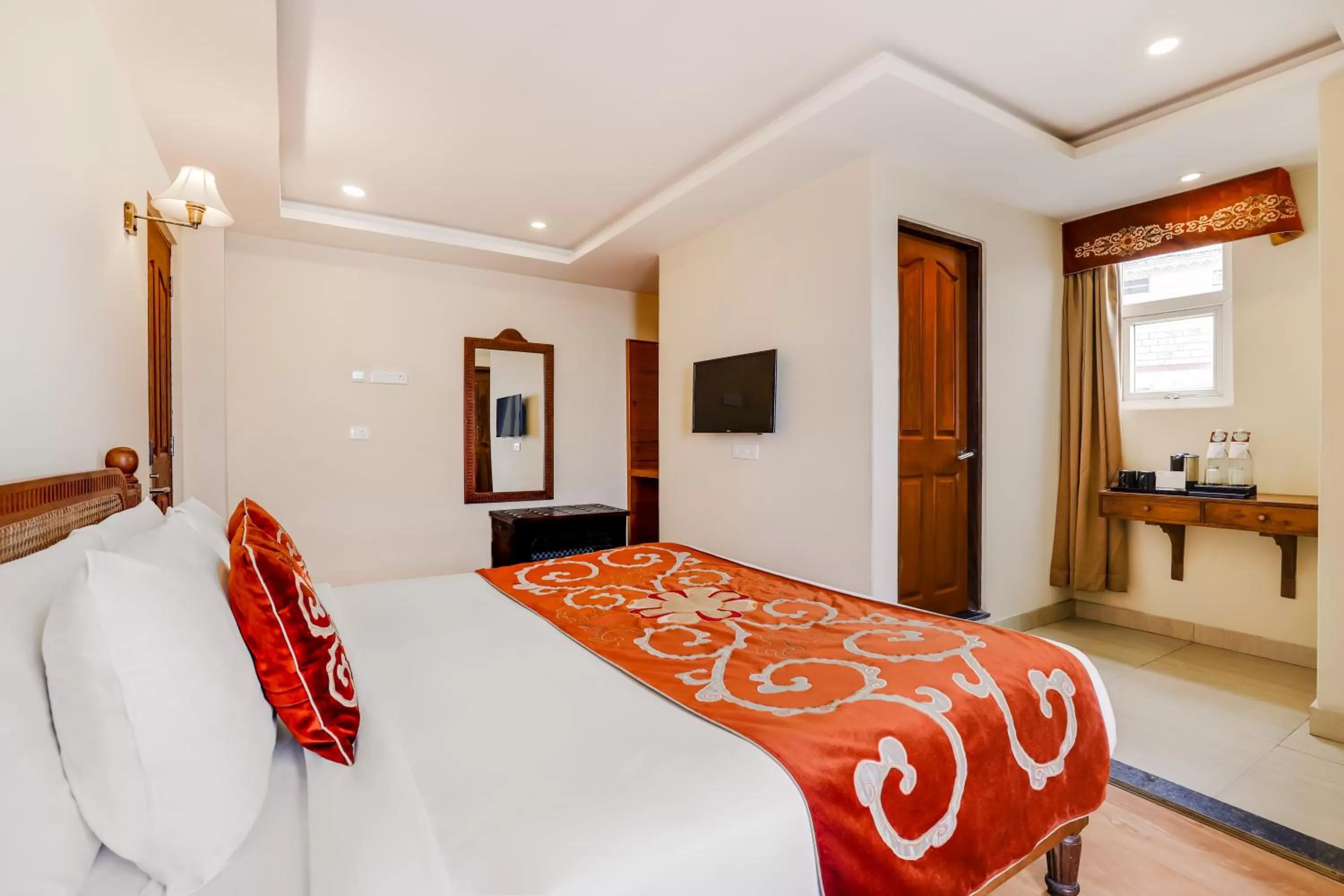 Bed in Summit Hermon Hotel & Spa