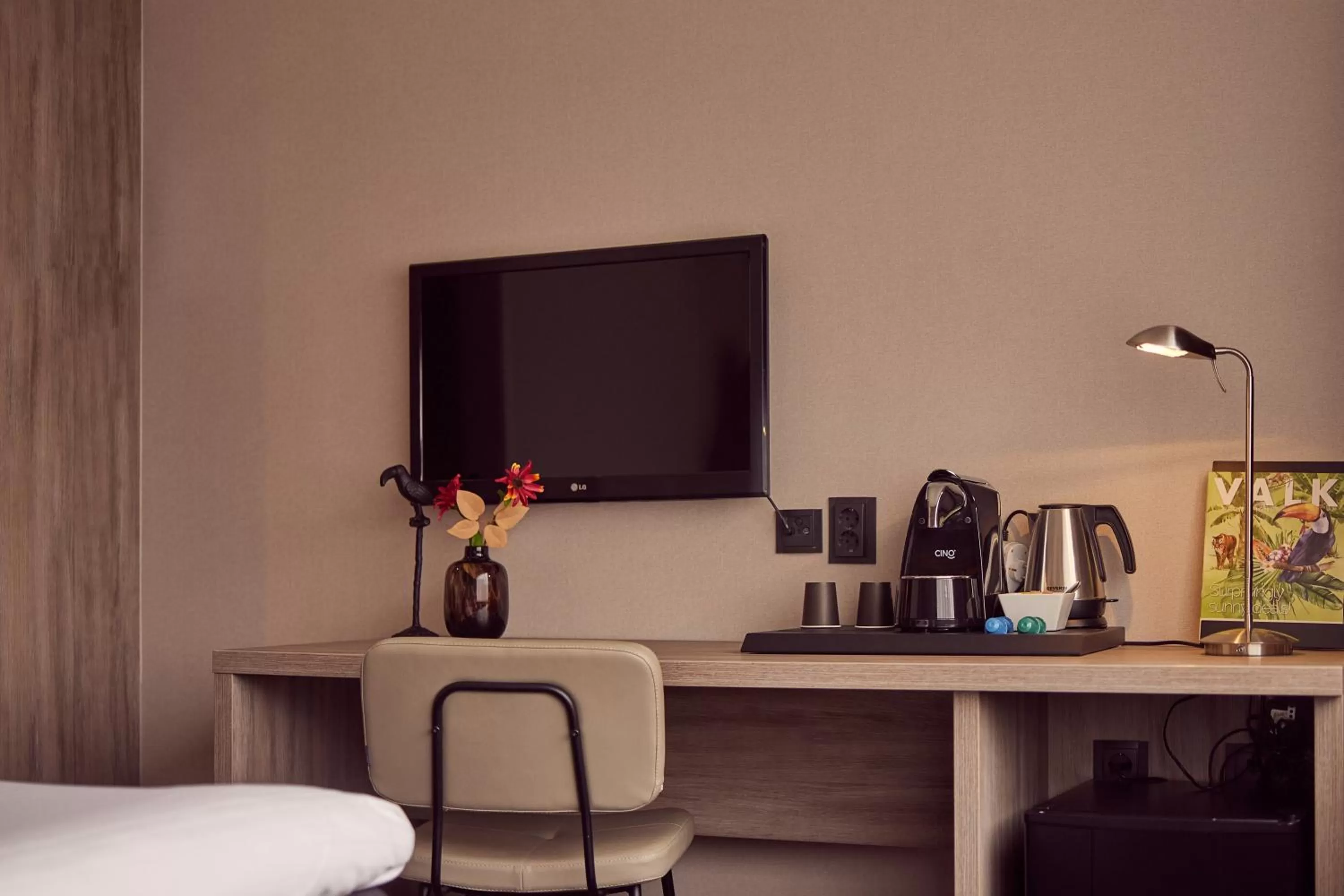 Seating area, Bed in Van der Valk Drachten