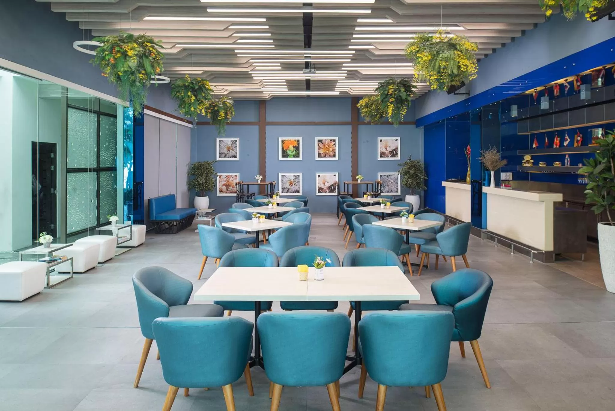 Restaurant/places to eat in Springfield @Sea Resort & Spa