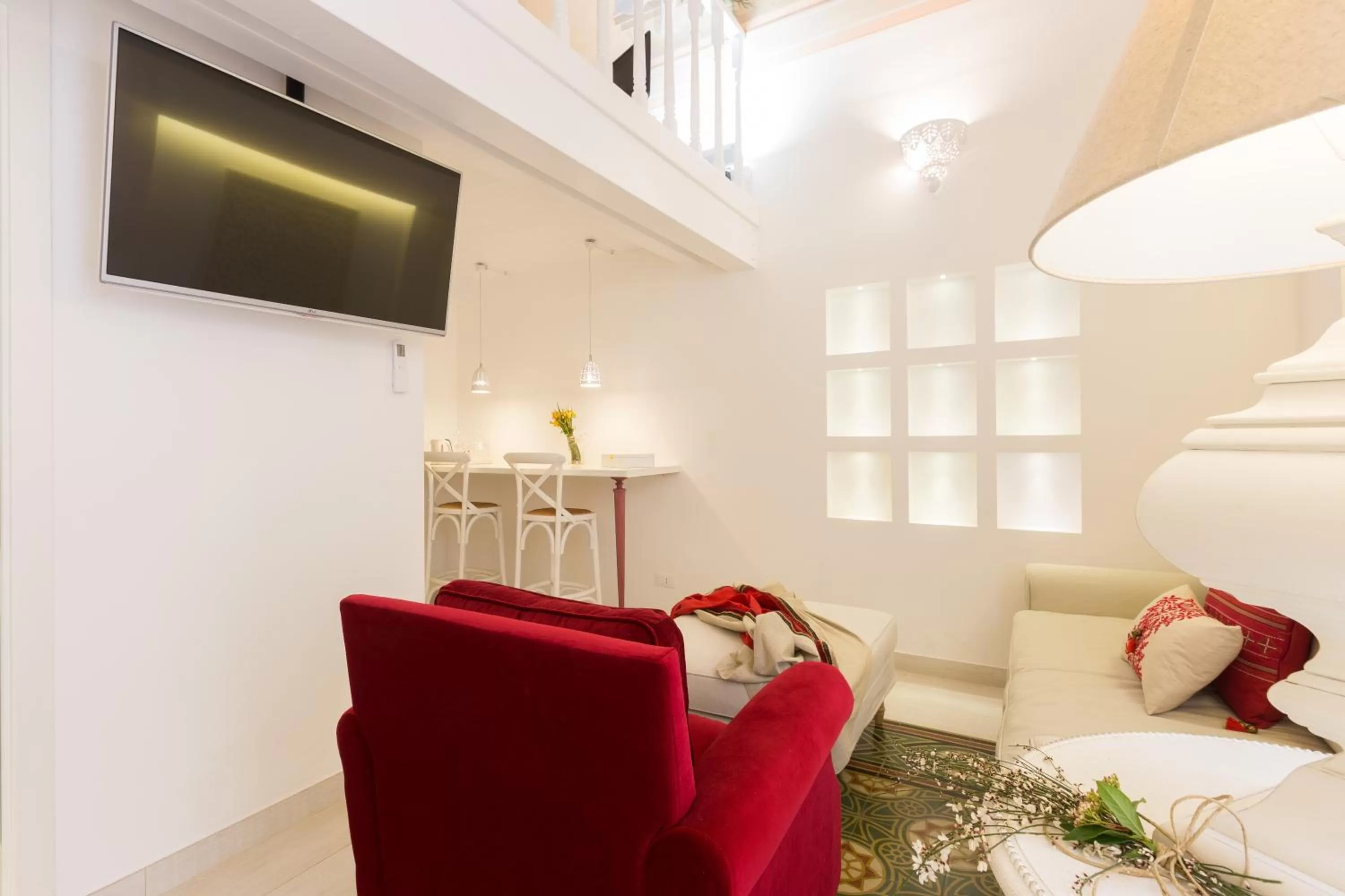 Seating area in Suite Le Perle