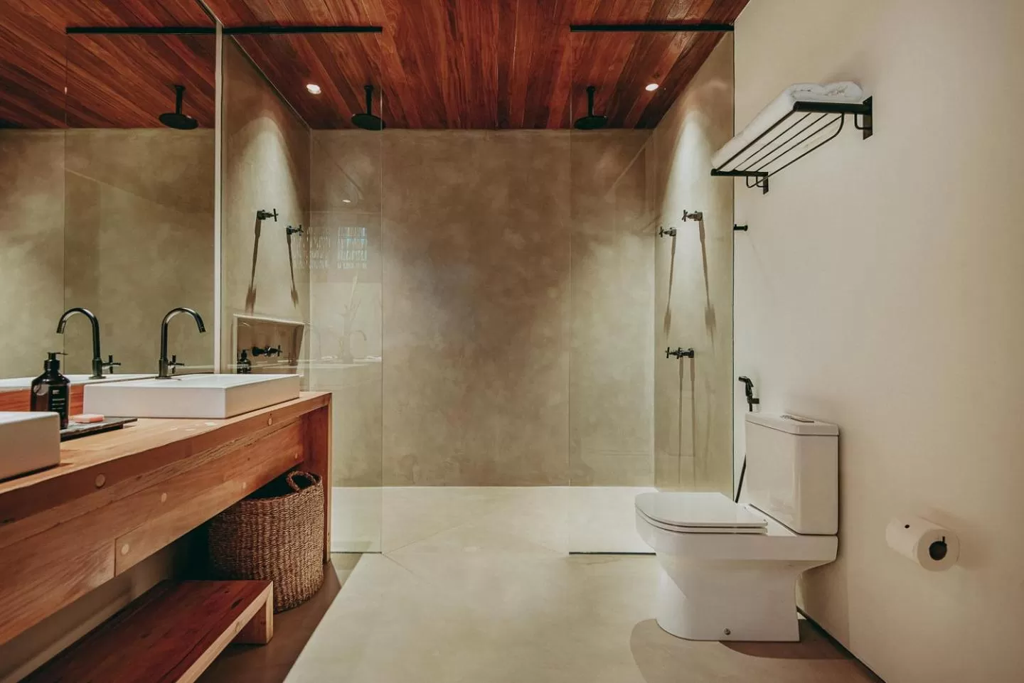 Barracuda Hotel & Villas