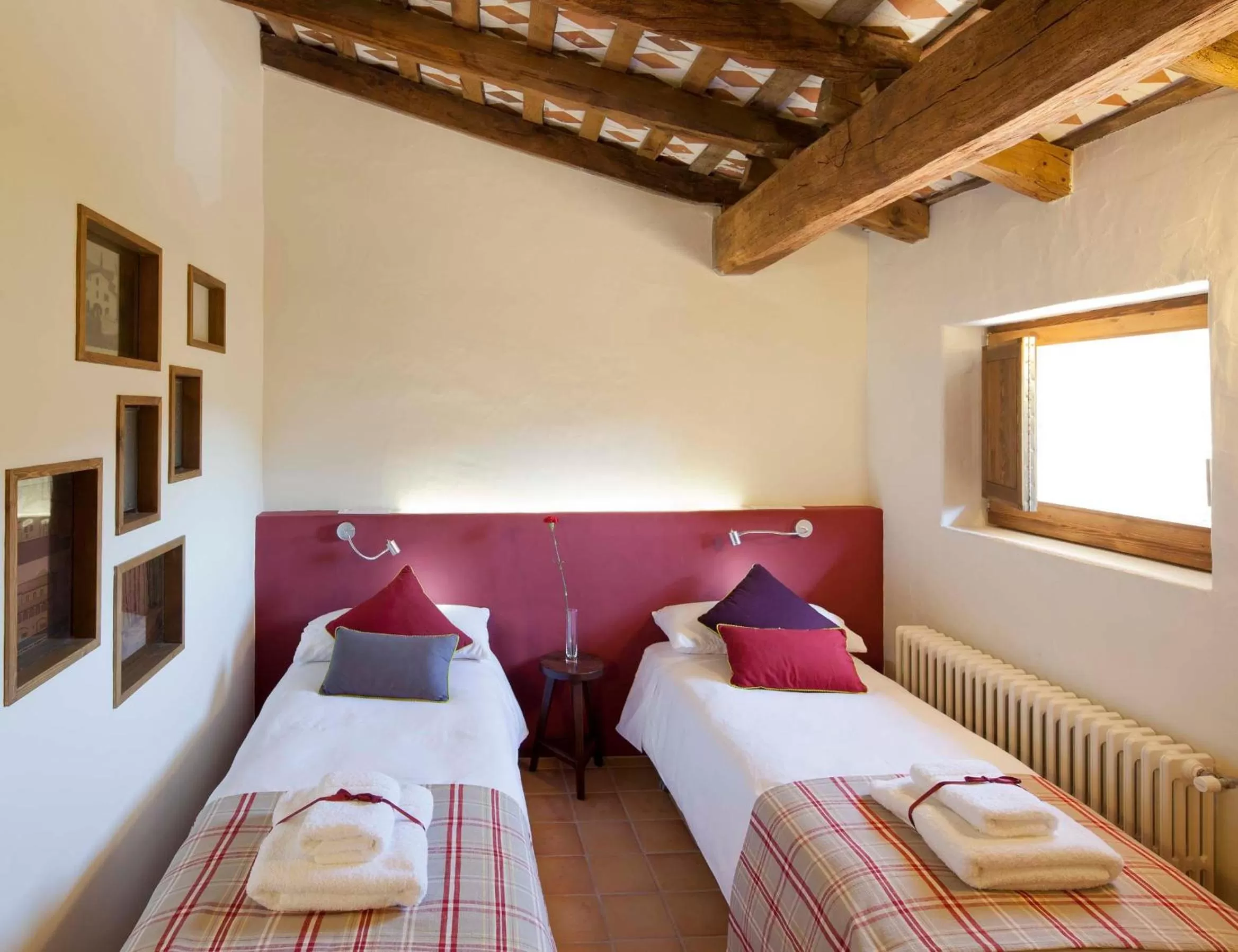 Bedroom, Bed in B&B La Rectoria de Sant Miquel de Pineda