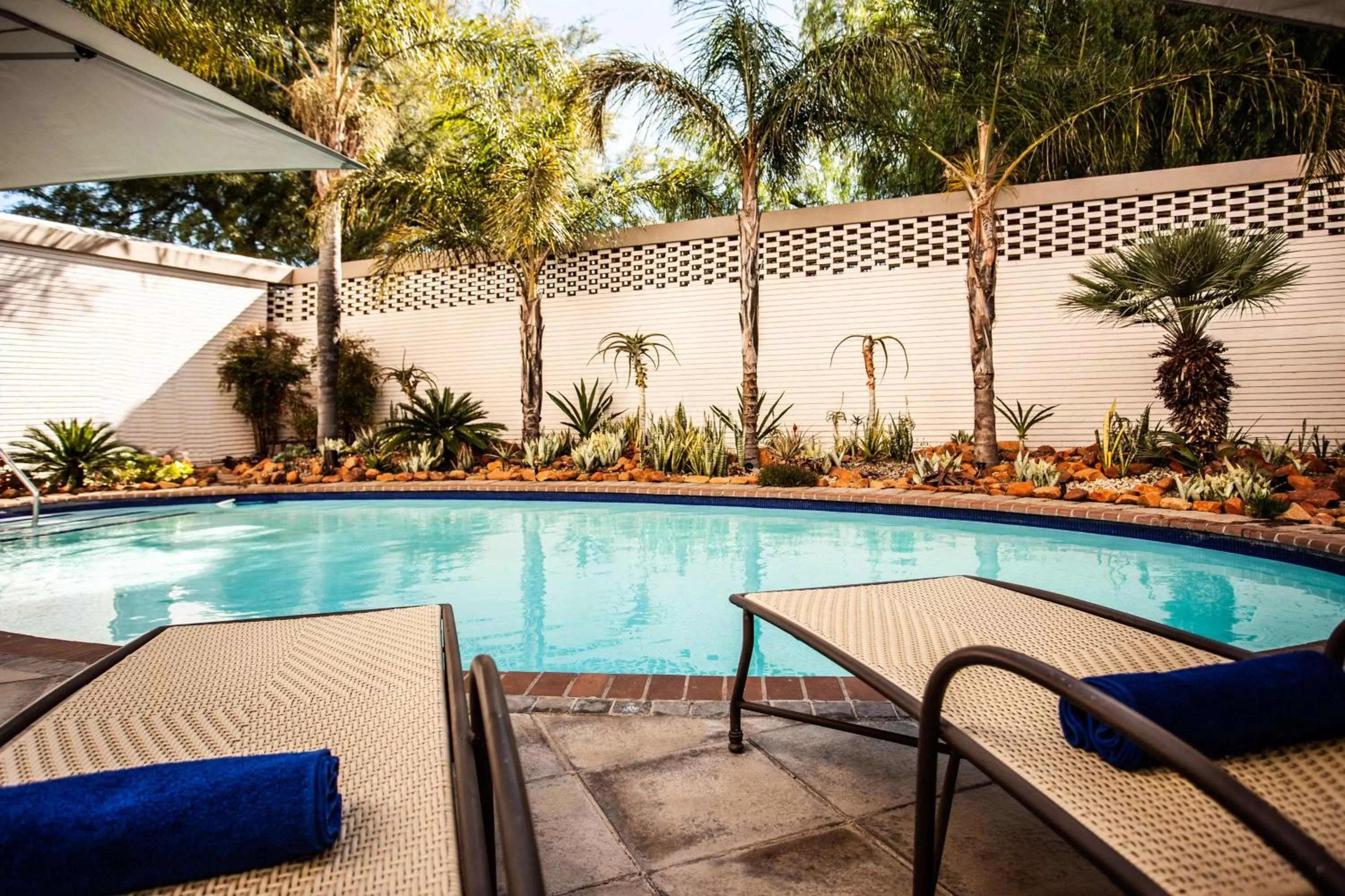 Property building in Garden Court Kimberley