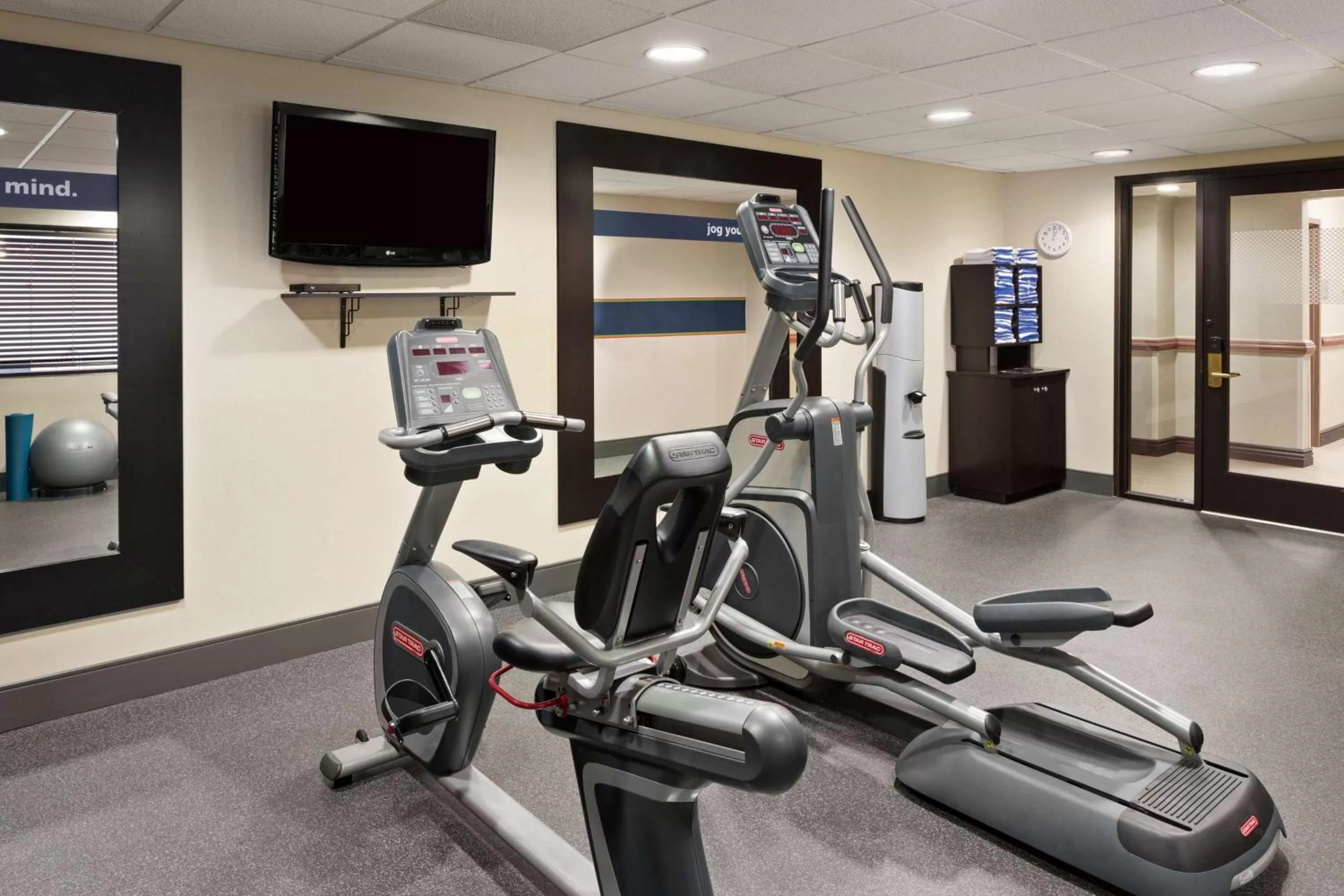 Fitness centre/facilities in Hampton Inn & Suites Detroit Sterling Heights