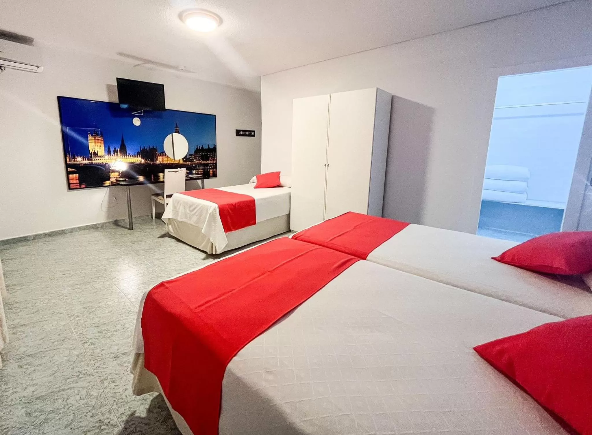 Bed in Hotel Los Manjares