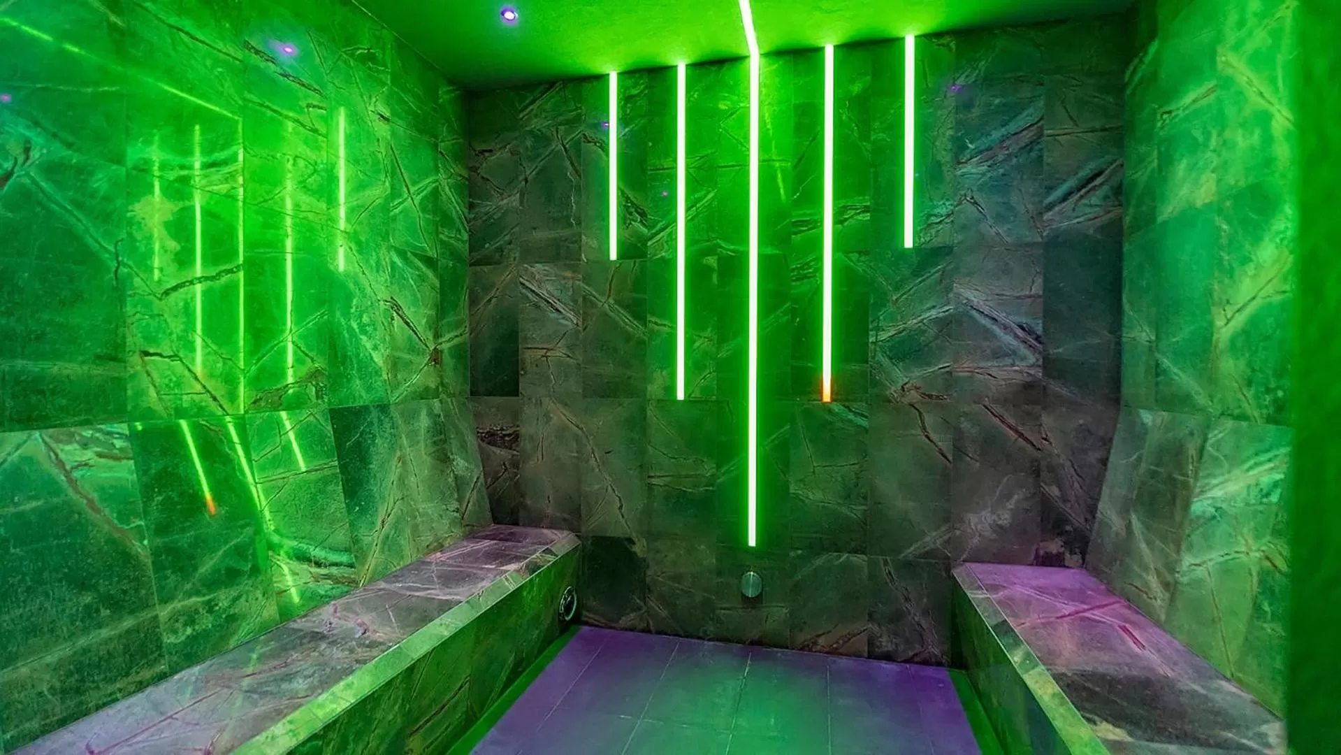 Spa and wellness centre/facilities in Hotel AquaCity Mountain View