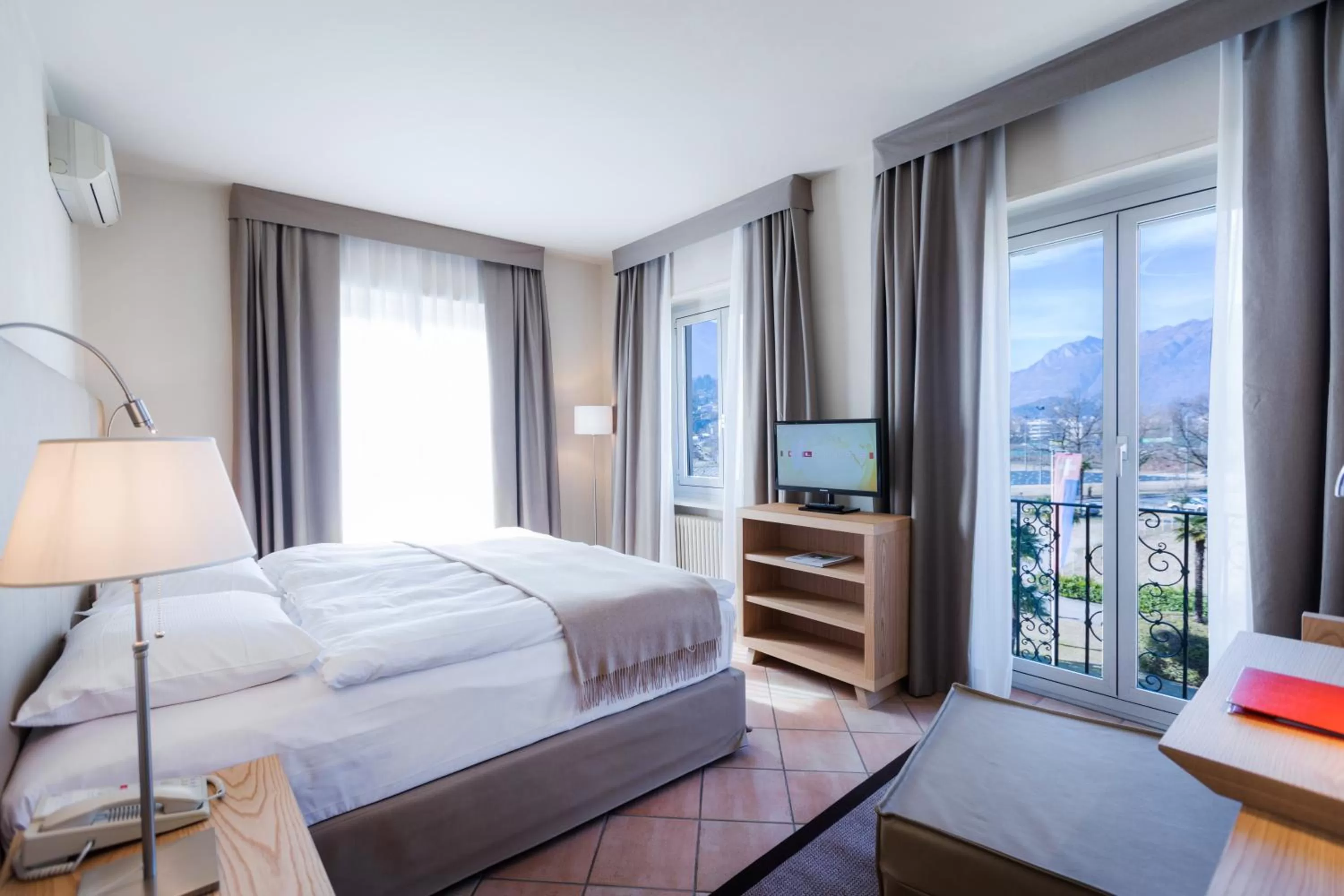 Bedroom, Bed in Parkhotel Delta, Wellbeing Resort