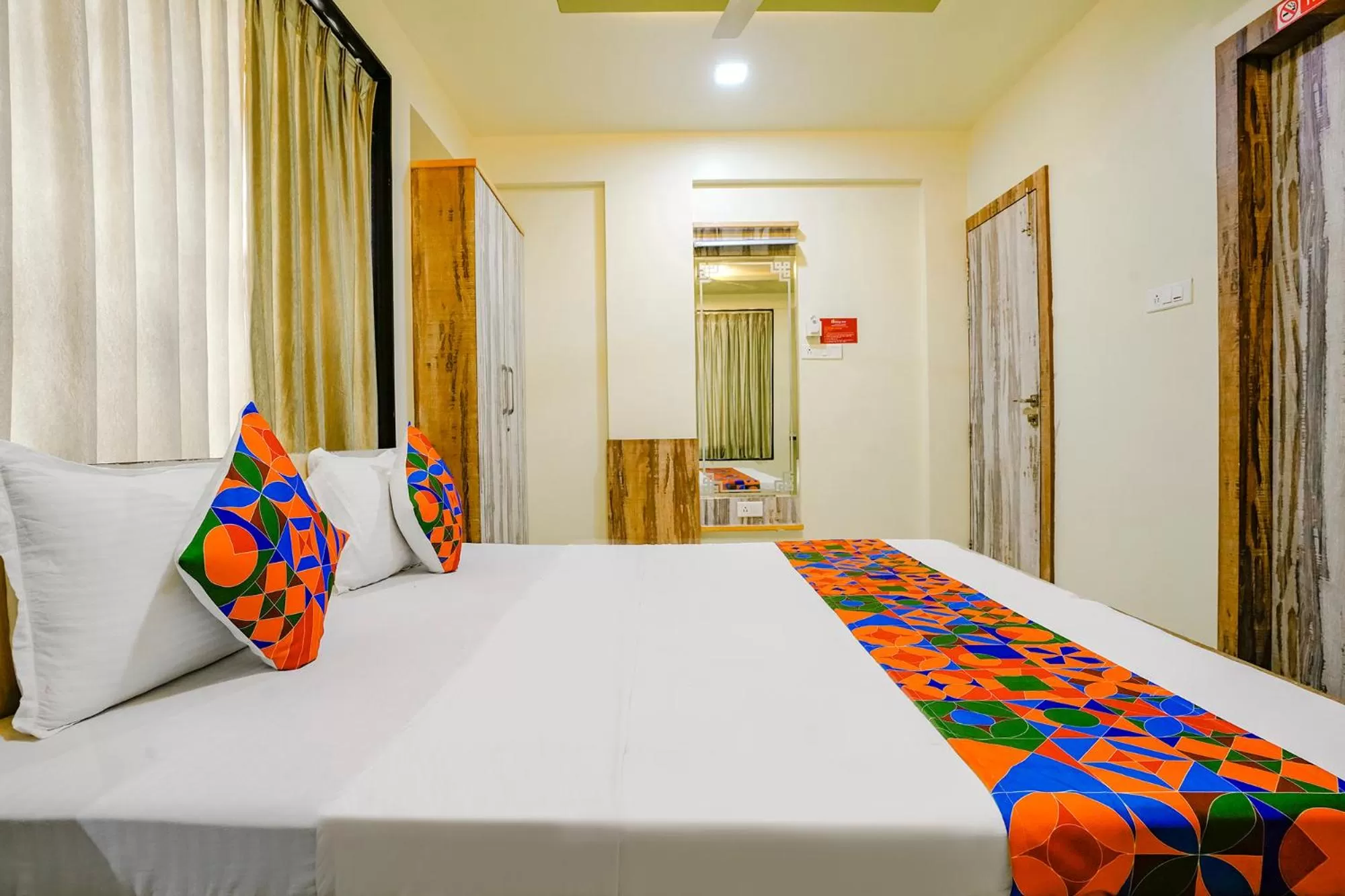 Bed in FabHotel Happy Homely Stay - Airport road