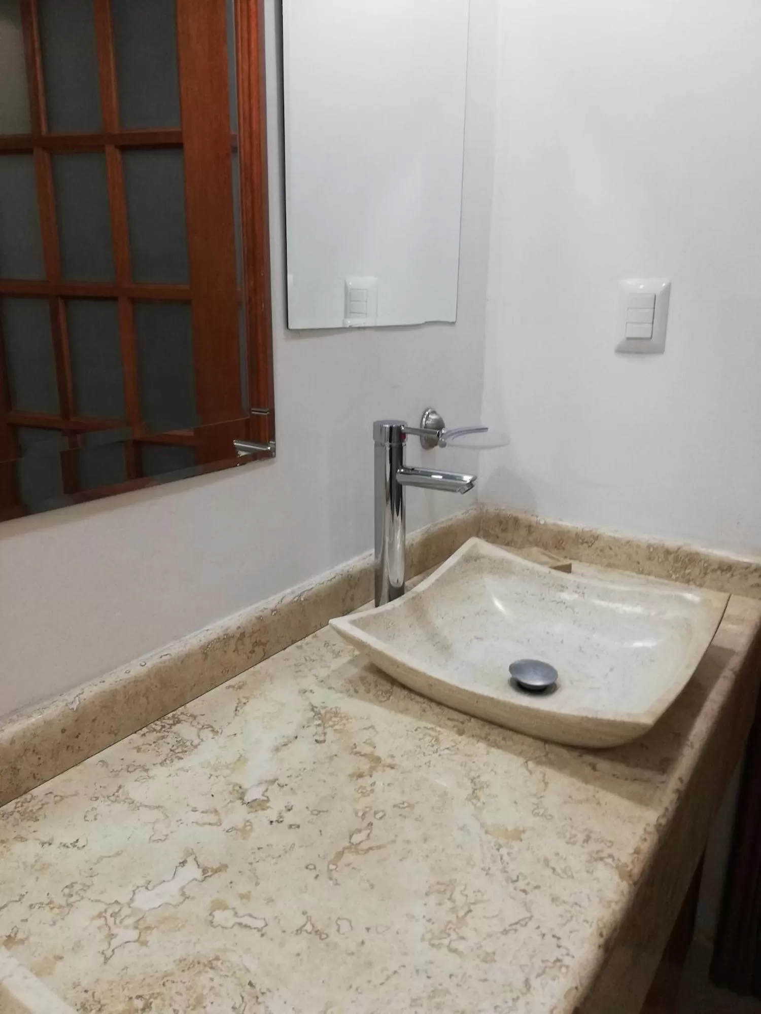 Bathroom in La Aurora Hotel Like Home