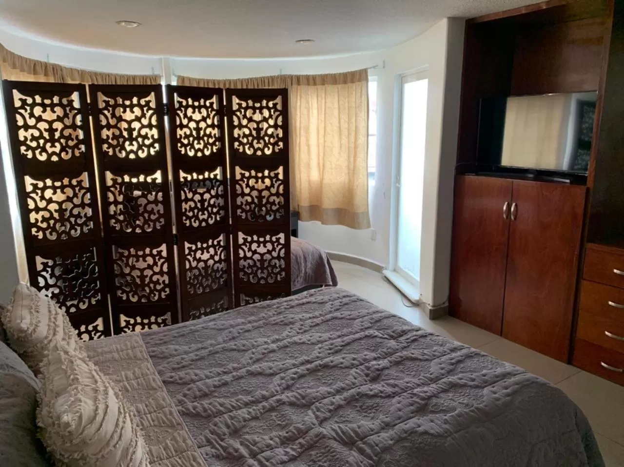 Photo of the whole room, Bed in La Aurora Hotel Like Home