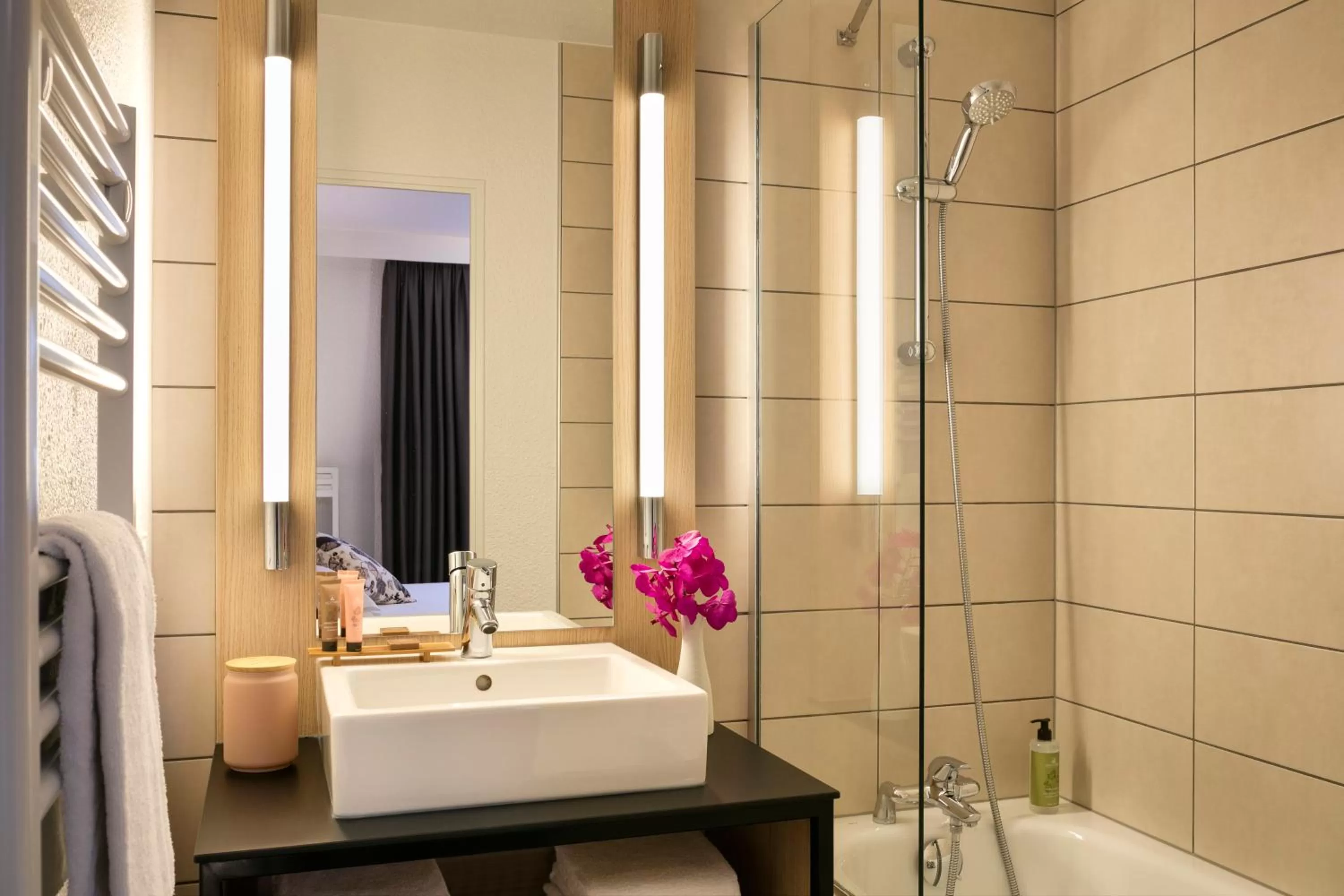 Bathroom in Citadines Kléber Strasbourg