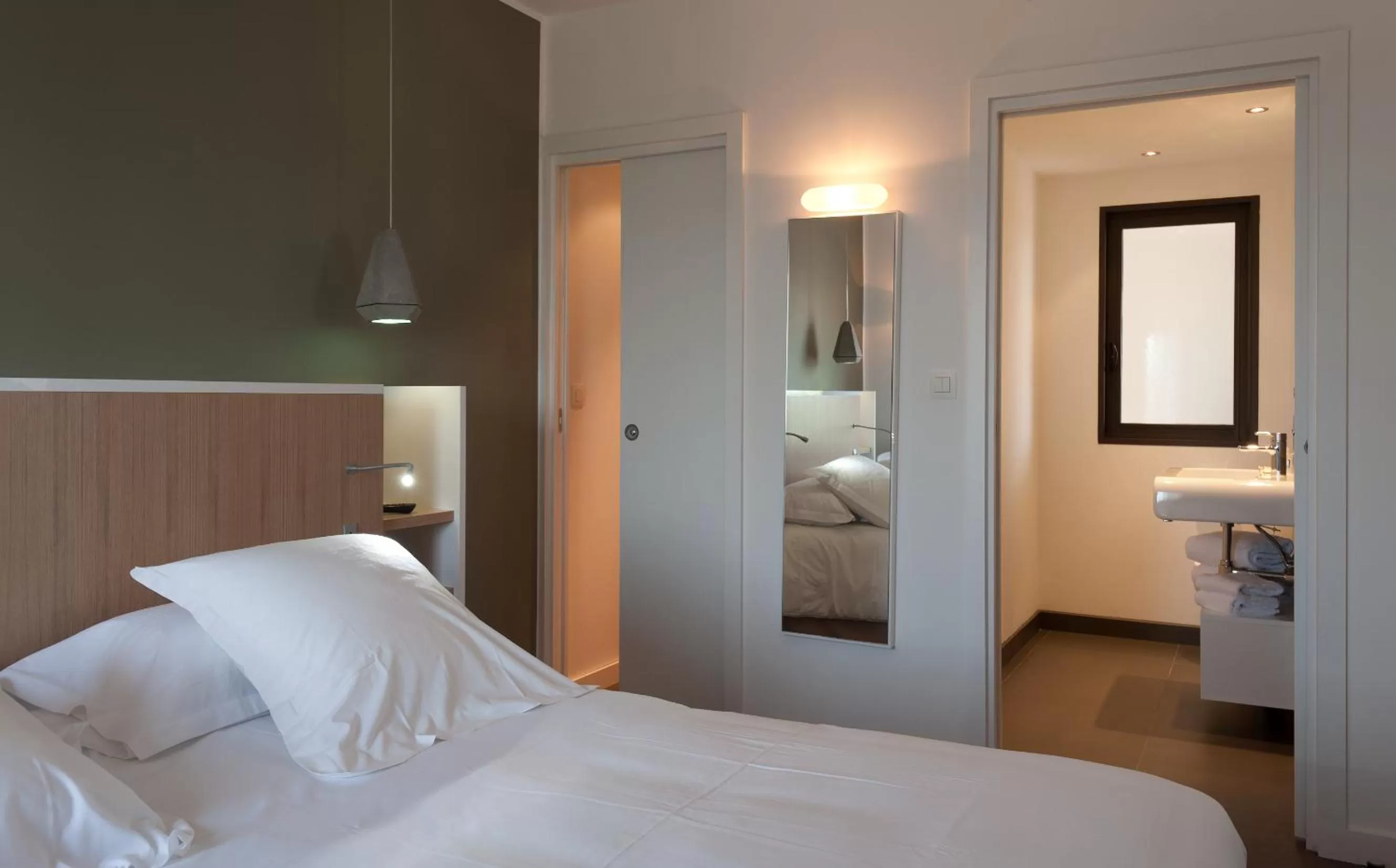 Bedroom, Bed in Résidence Hôtelière Alcyon