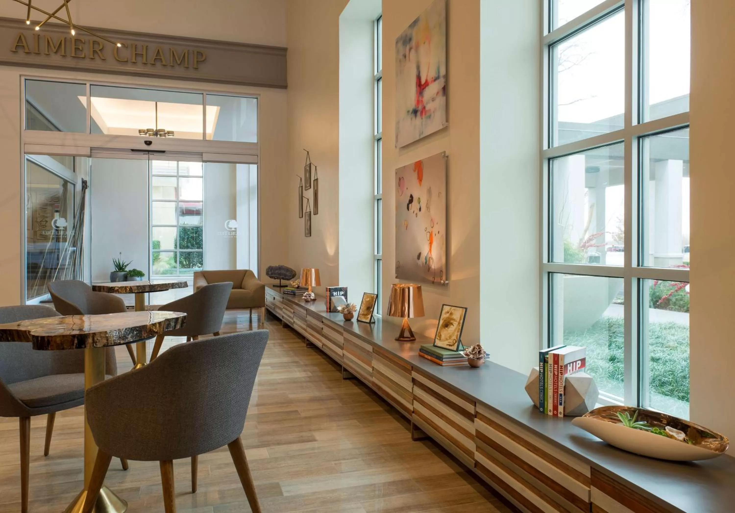 Lobby or reception in DoubleTree by Hilton Hotel Dallas - Love Field