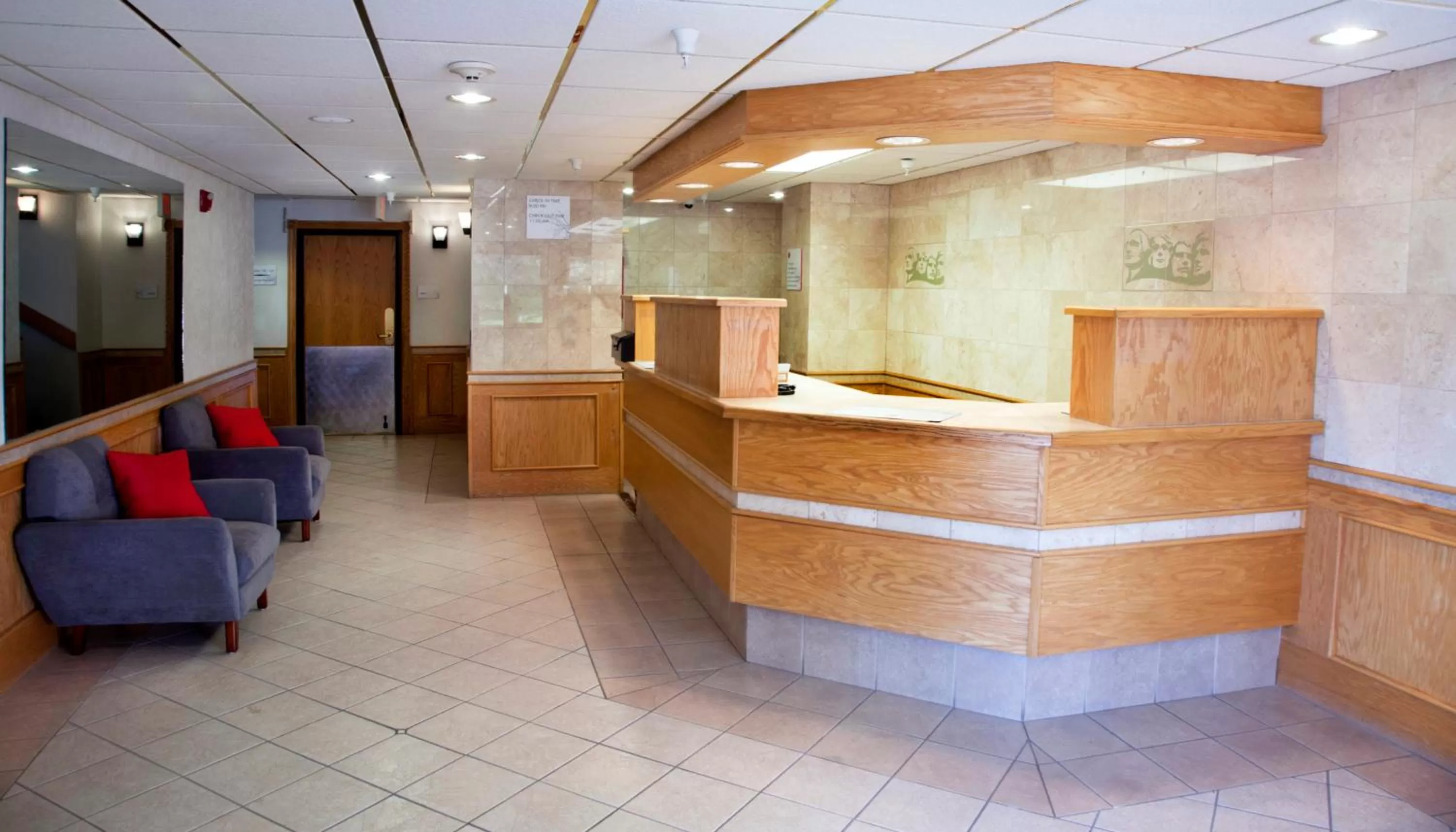 Lobby or reception in Ramada by Wyndham Keystone Near Mt Rushmore