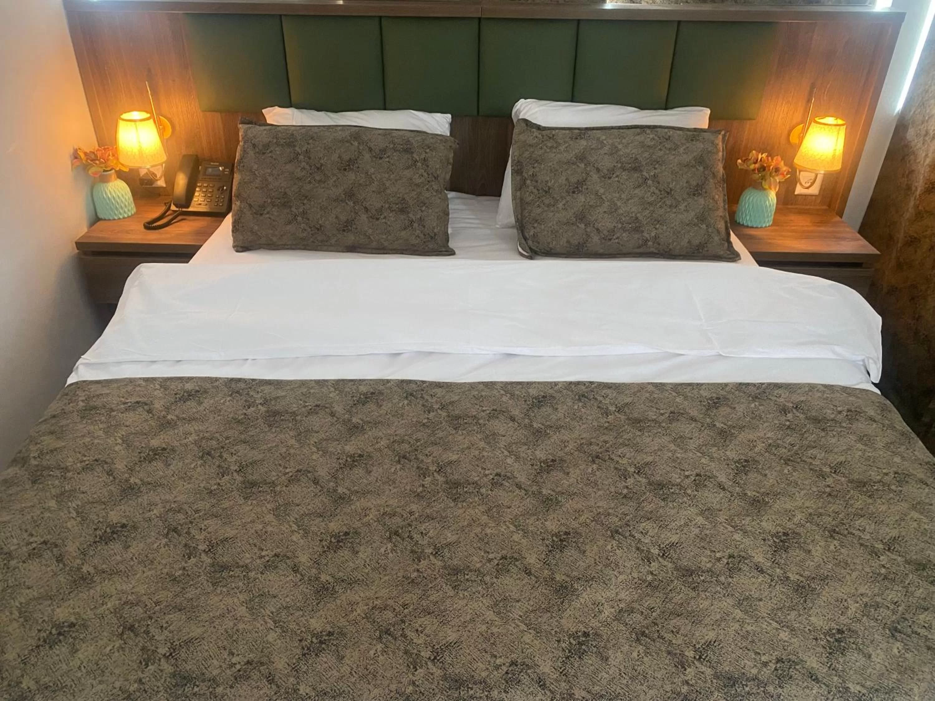 Bed in Hotel Cataleya