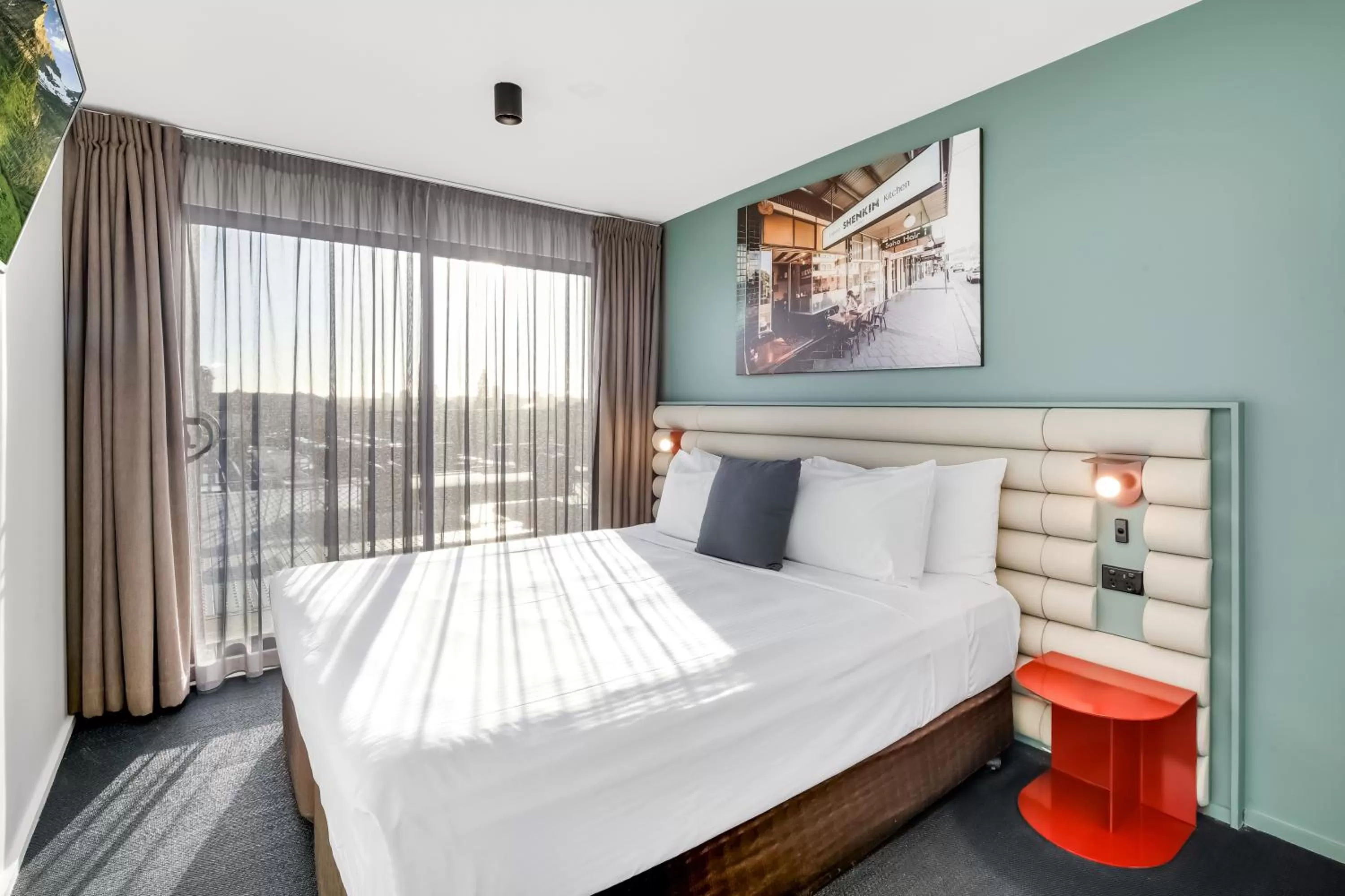 Bed in The Urban Newtown