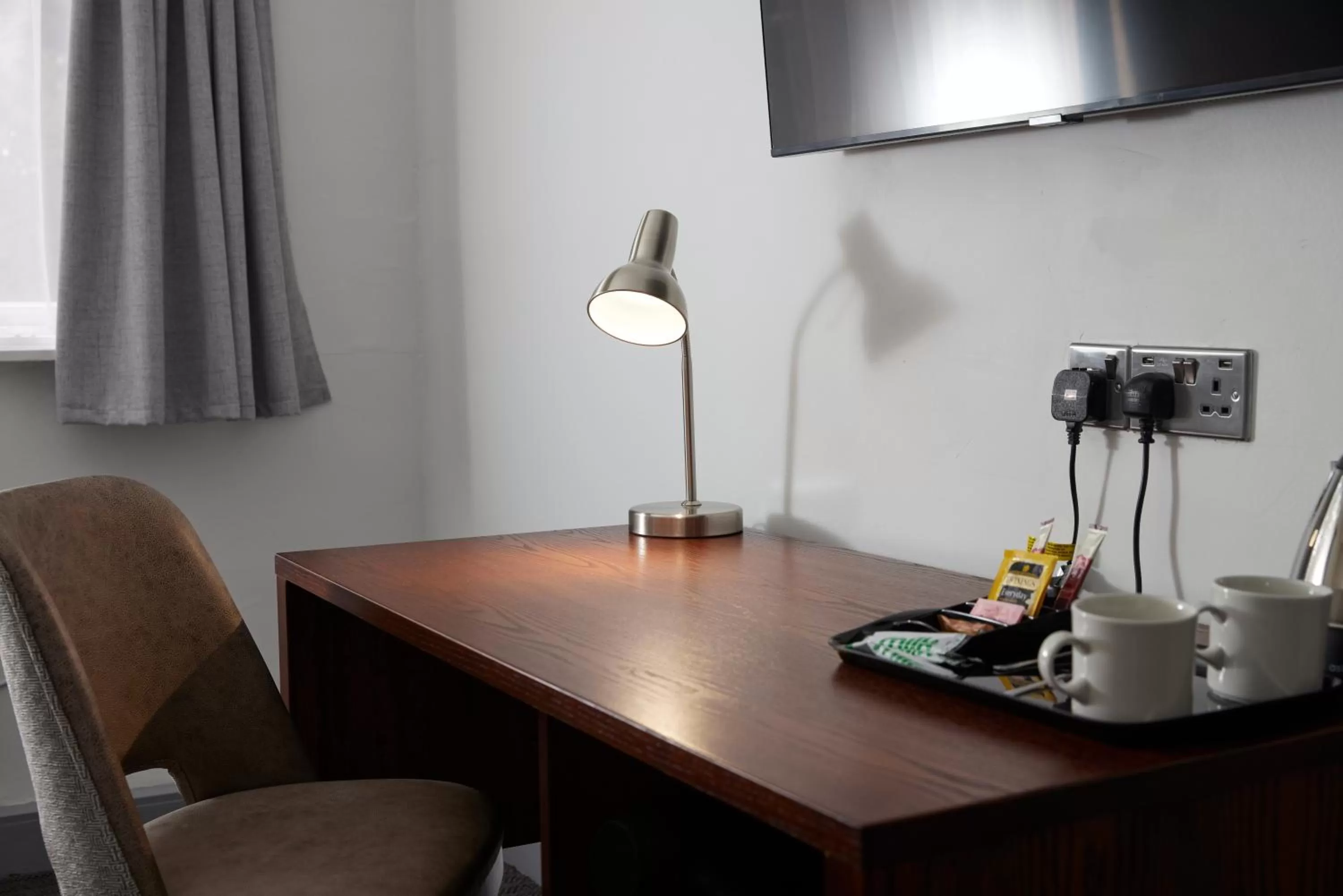 Coffee/tea facilities in The Longshoot