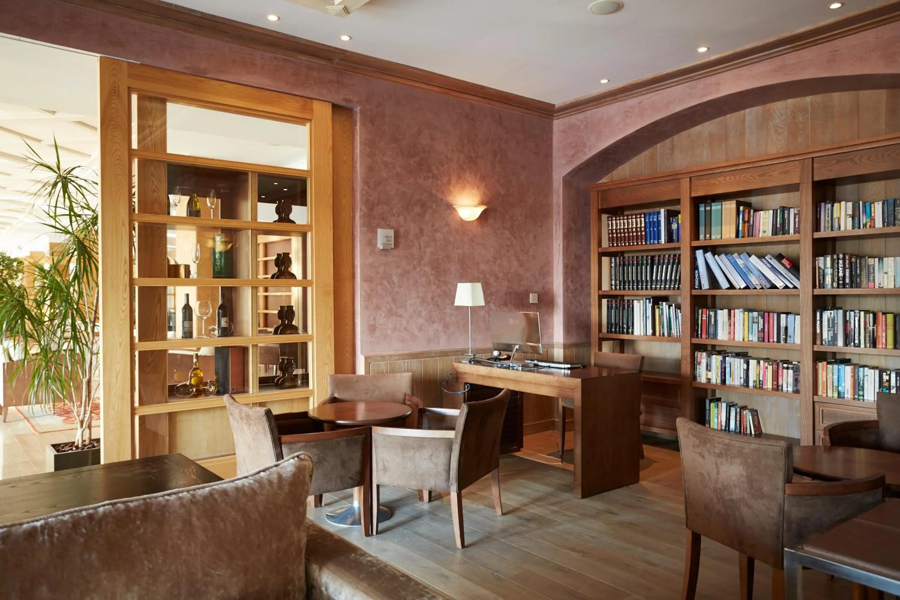 Lounge or bar in Insotel Fenicia Prestige Suites & Spa