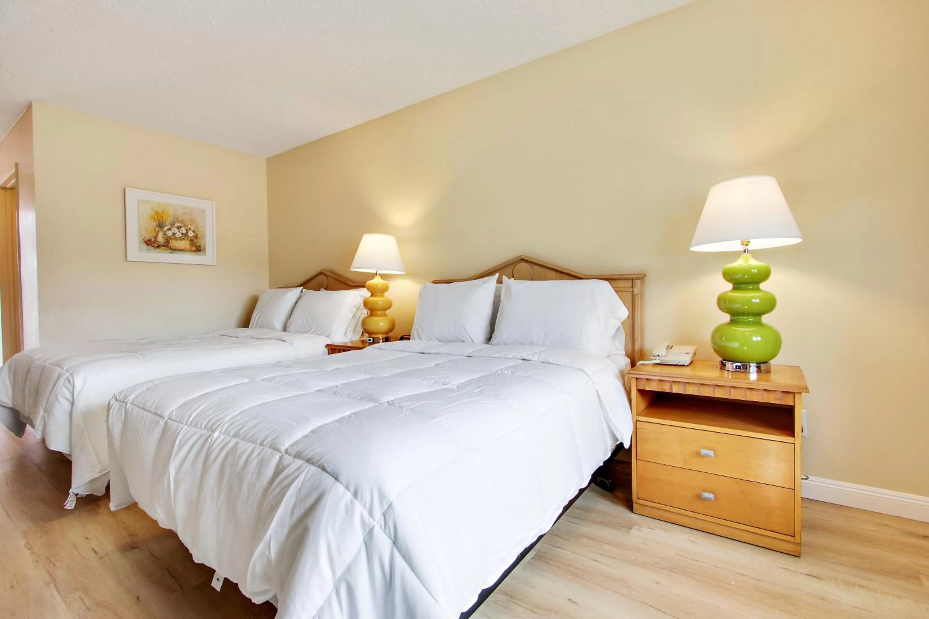 Bedroom, Bed in Rotex Western Inn