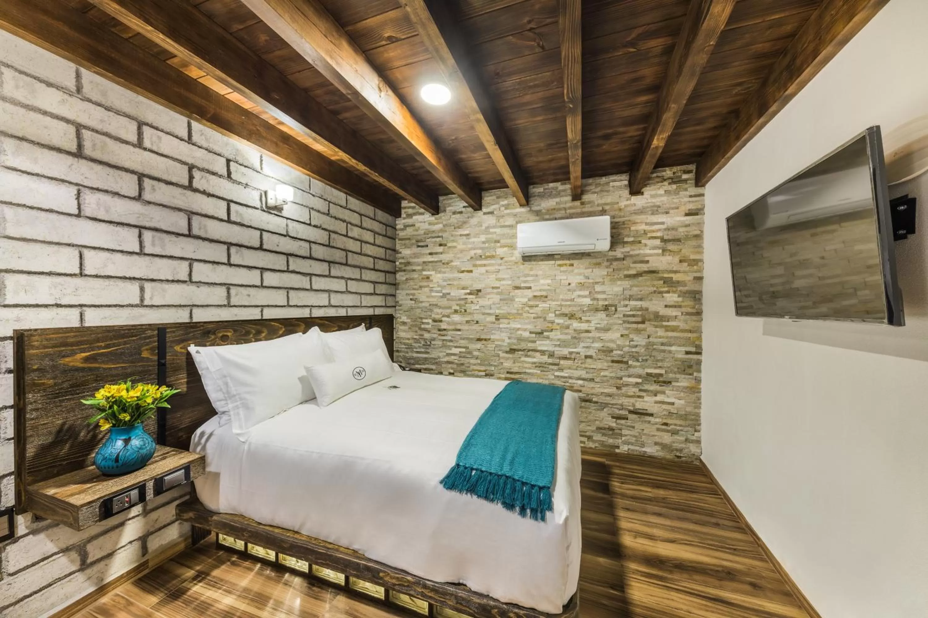 Decorative detail, Bed in Matian Hotel Boutique