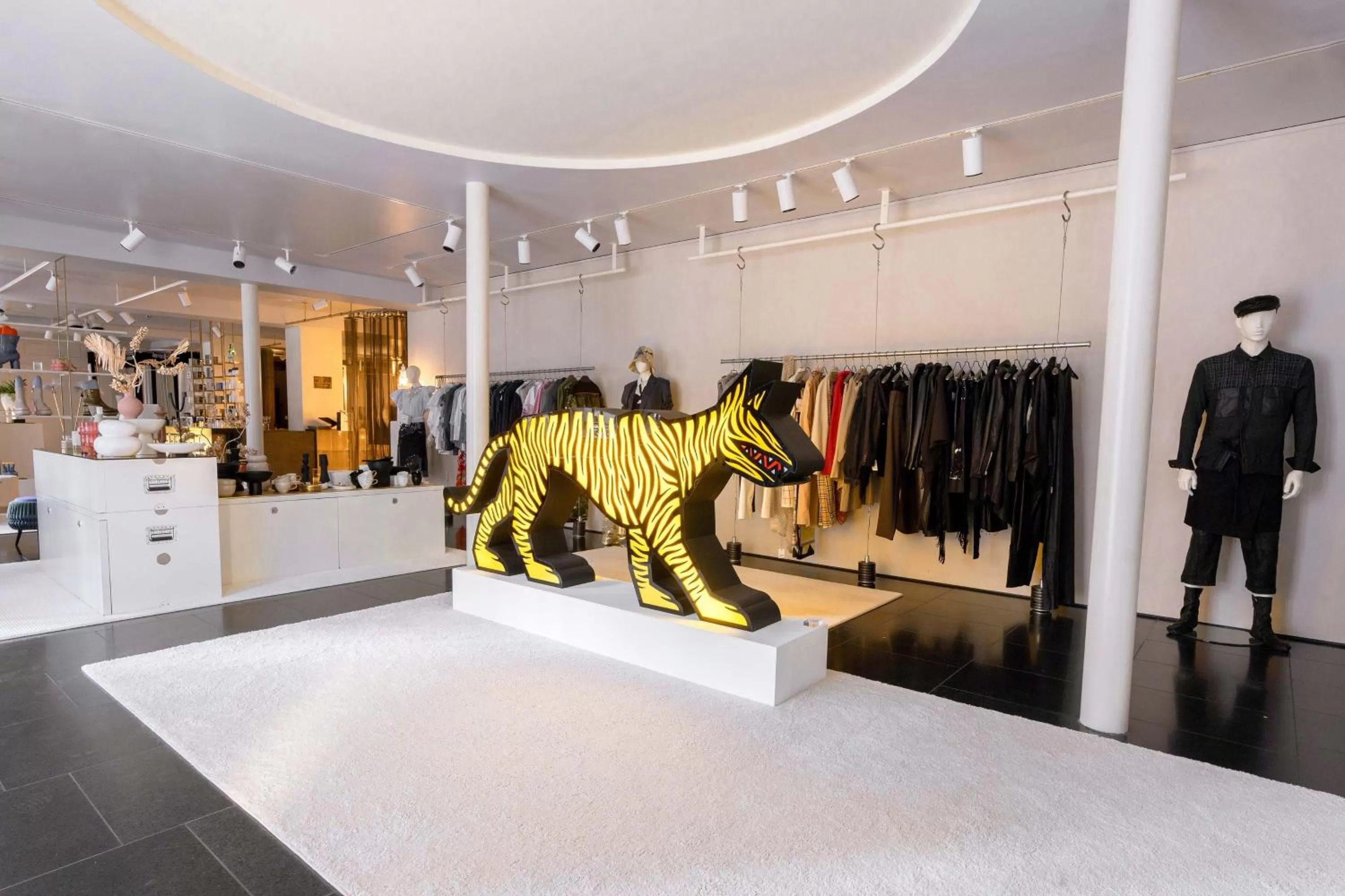 Other in W Amsterdam