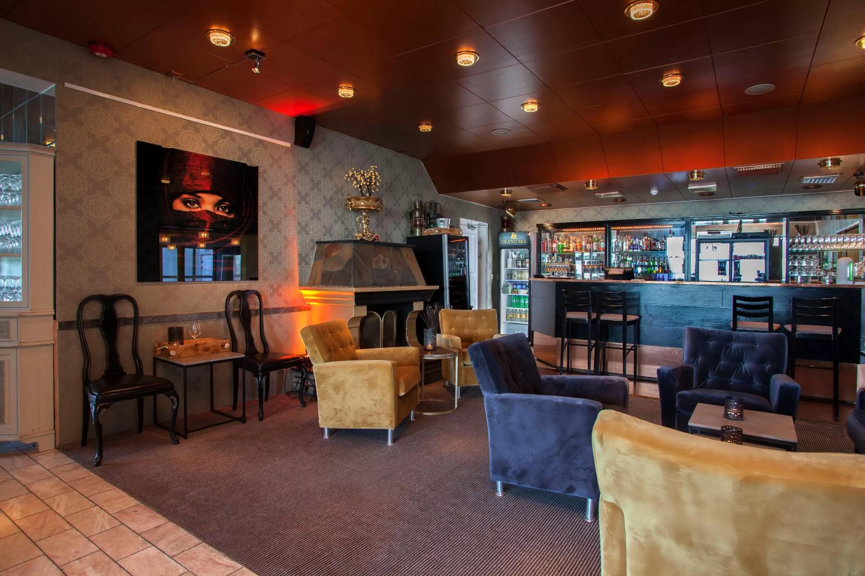 Lounge or bar in Grand Hotel Åsgårdstrand - Unike Hoteller