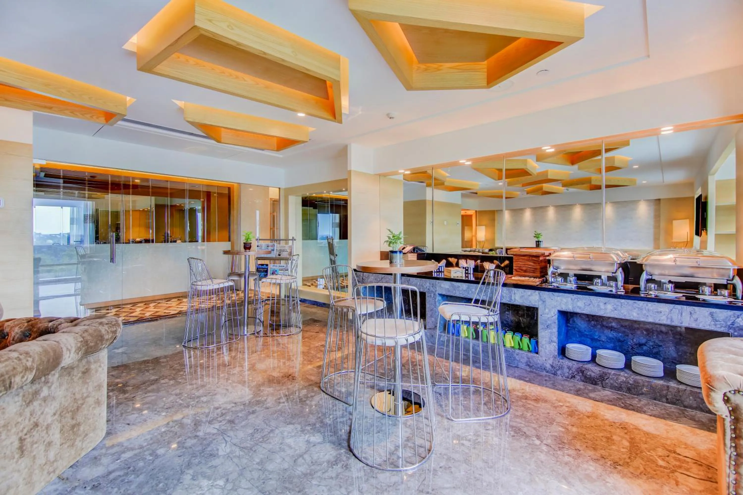 Lounge or bar in Radisson Blu Gorakhpur