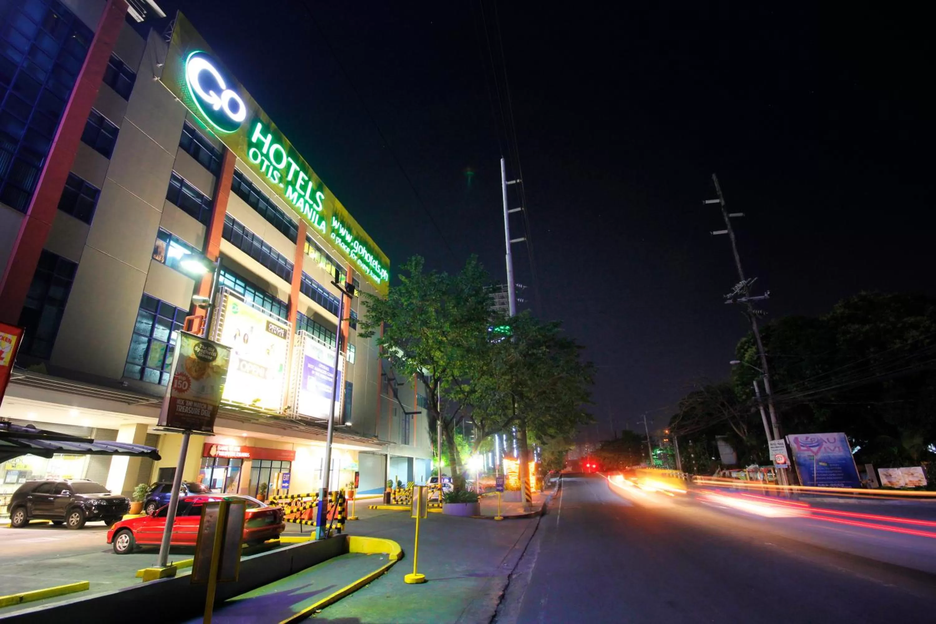 Property building in Go Hotels Otis - Manila