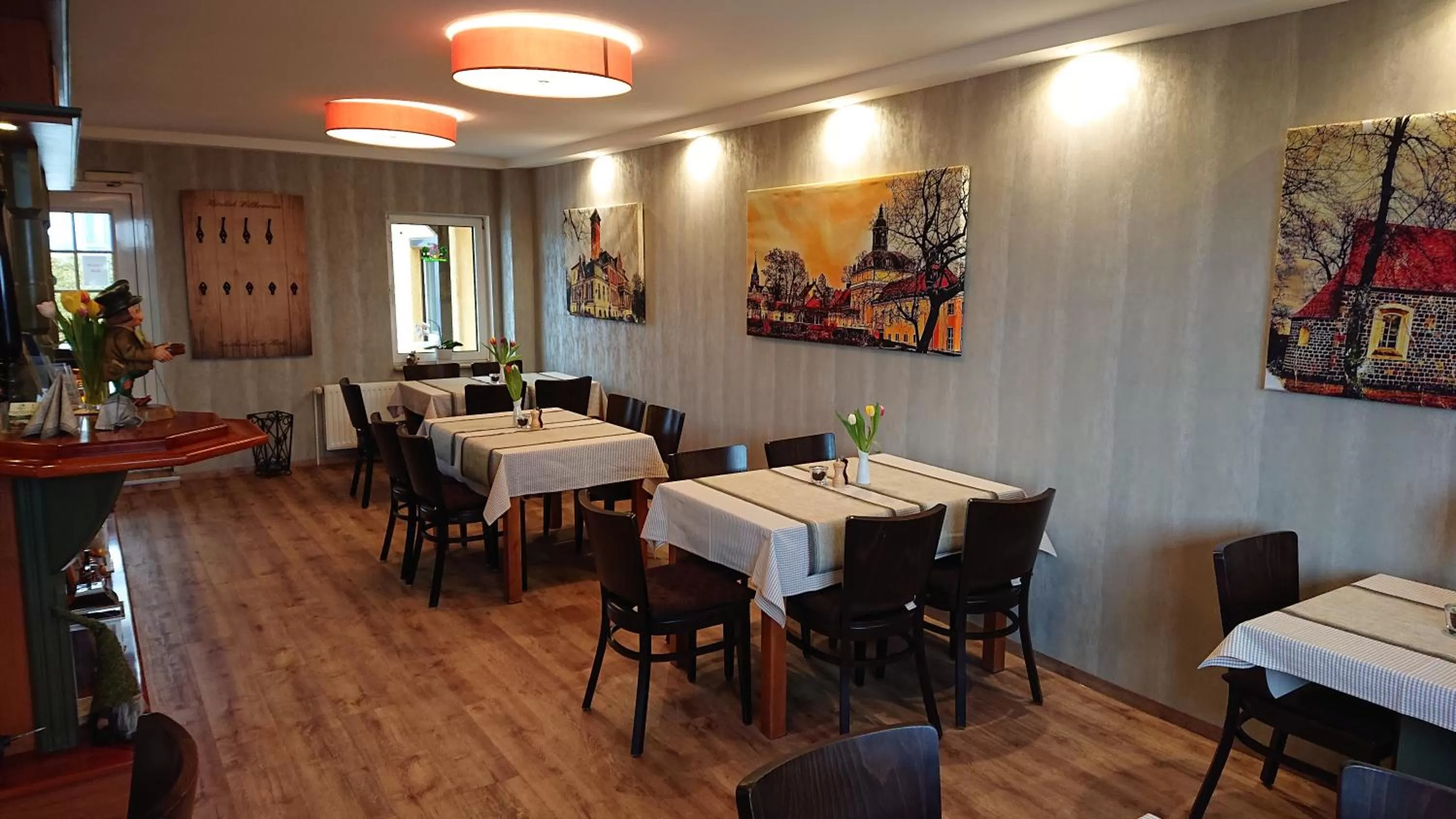 Restaurant/places to eat in Gasthaus Zur Hecke