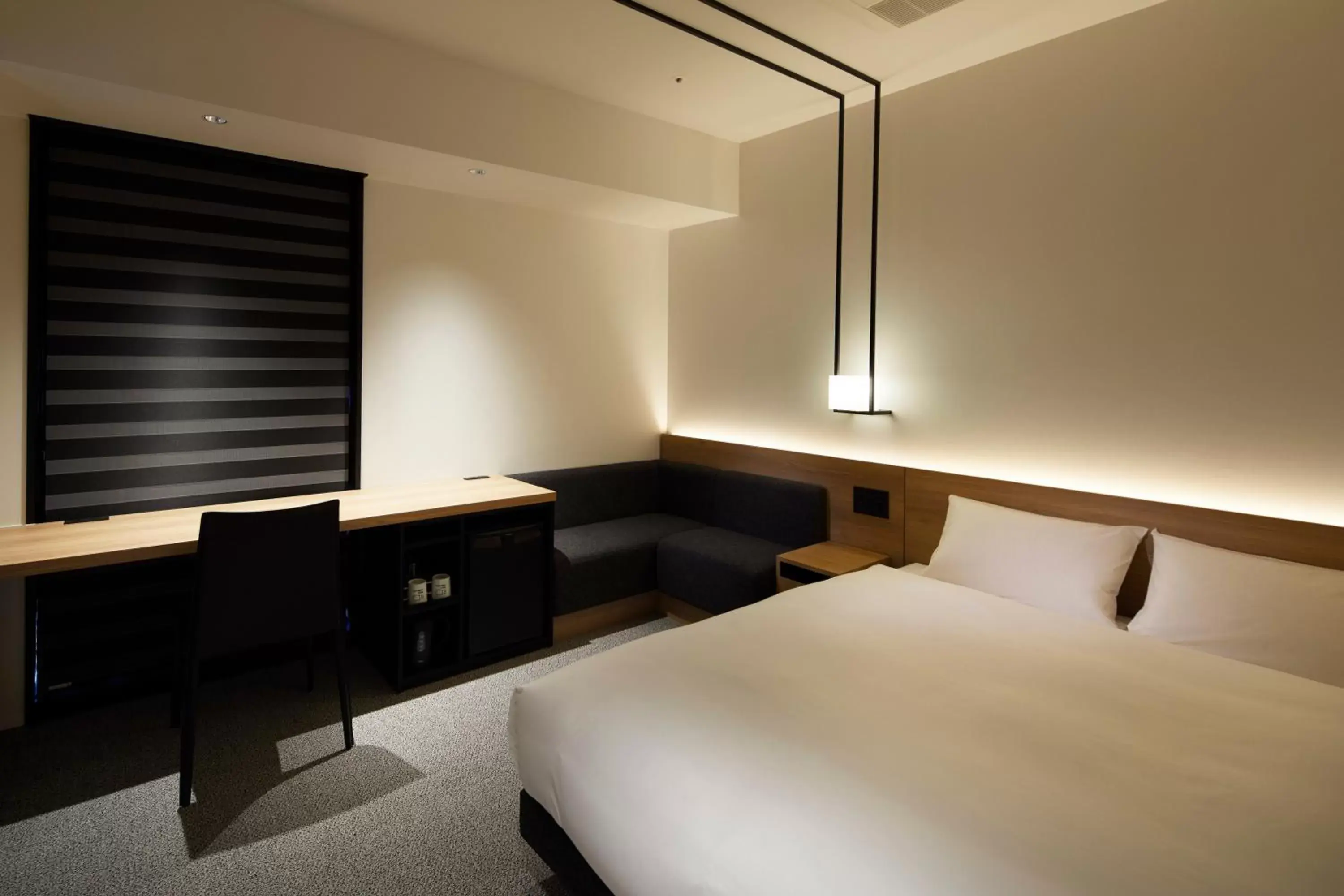 Moderate Double Room - single occupancy - Non-Smoking in hotel androoms Nagoya Fushimi Moderate Double Room - single occupancy - Non-Smoking in hotel androoms Nagoya Fushimi