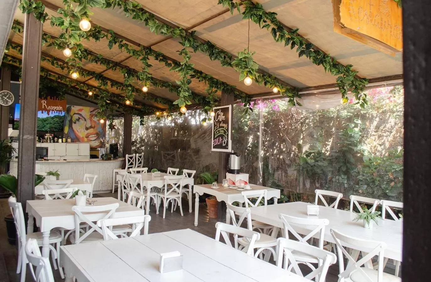 Restaurant/places to eat in Vf Hotel