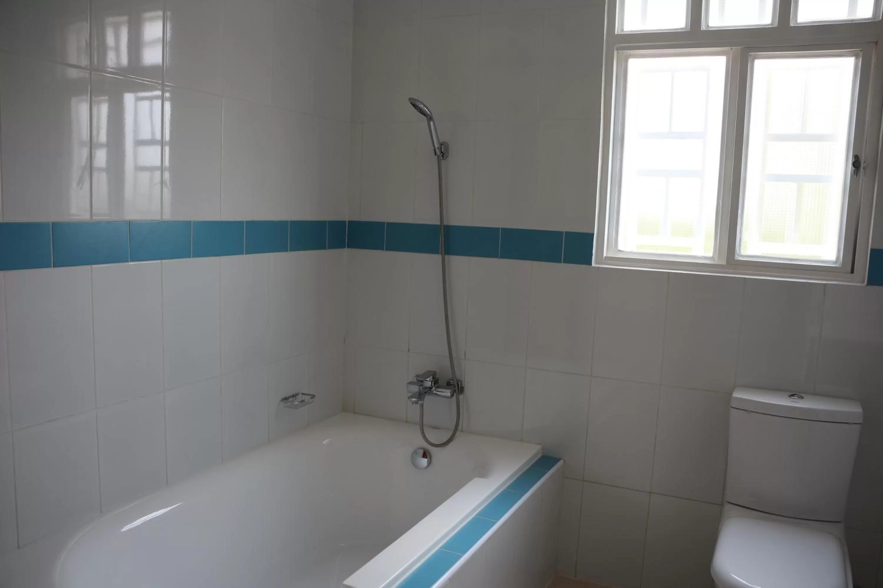 Bathroom in Hôtel Maisons-Sifa