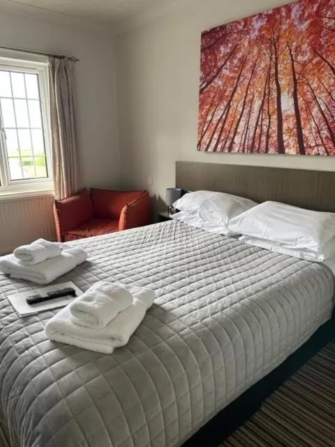 Double Room with Private Bathroom in The Dormy House Hotel