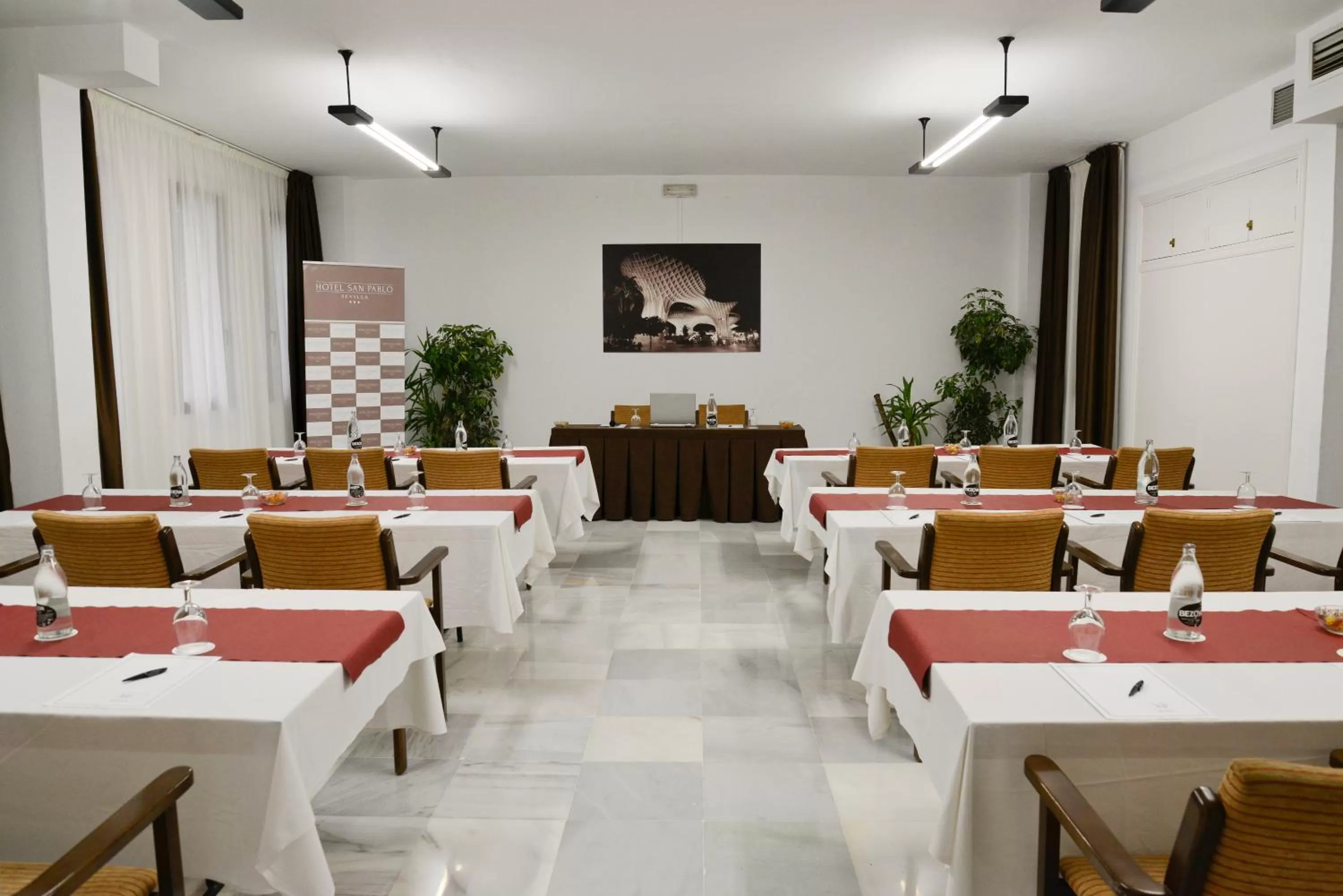Meeting/conference room in Hotel San Pablo Sevilla