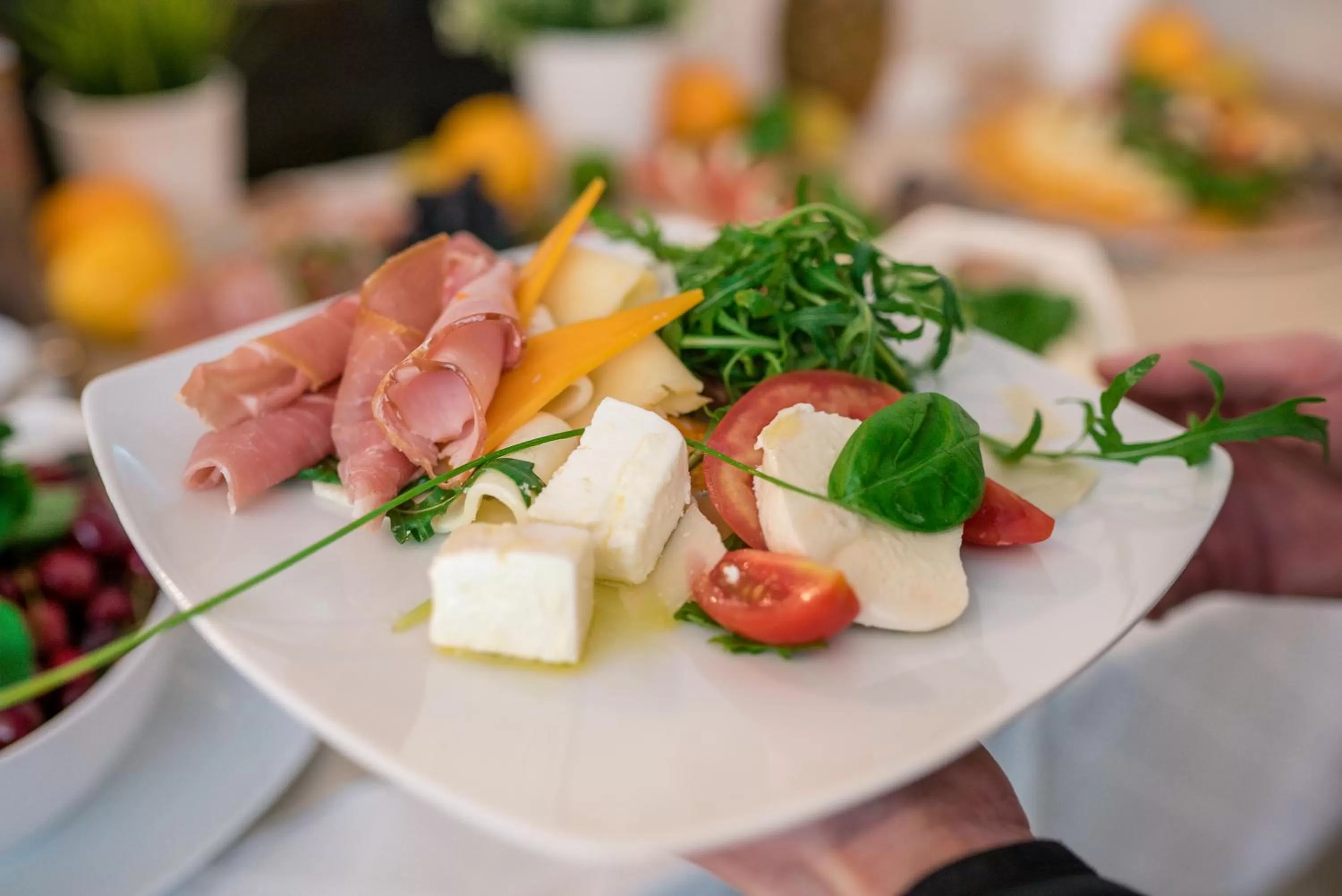 Food in Public House Hotel